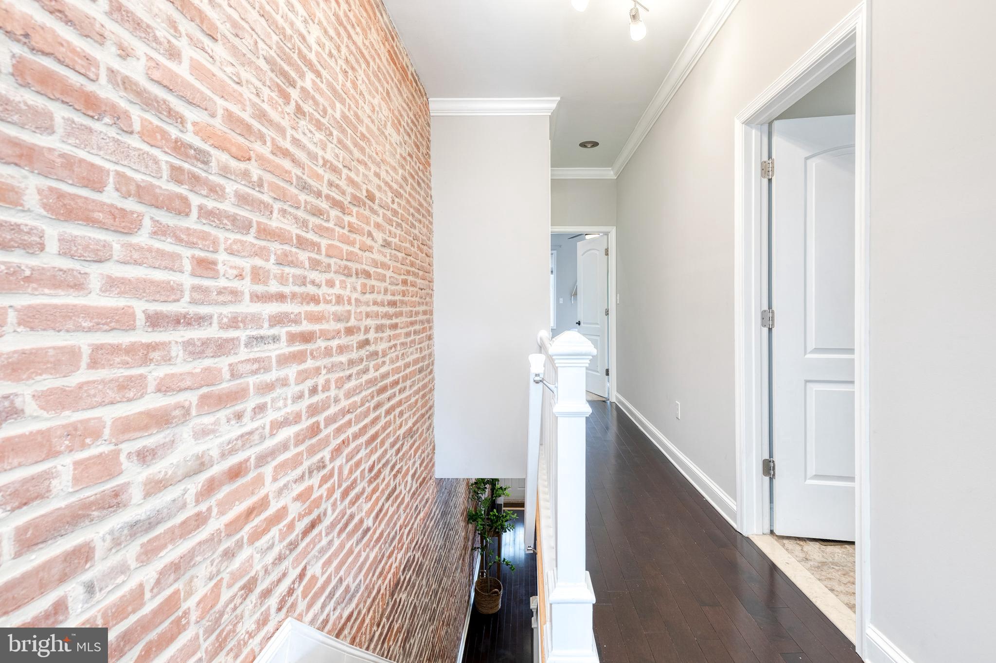 HIGHLANDTOWN - Residential