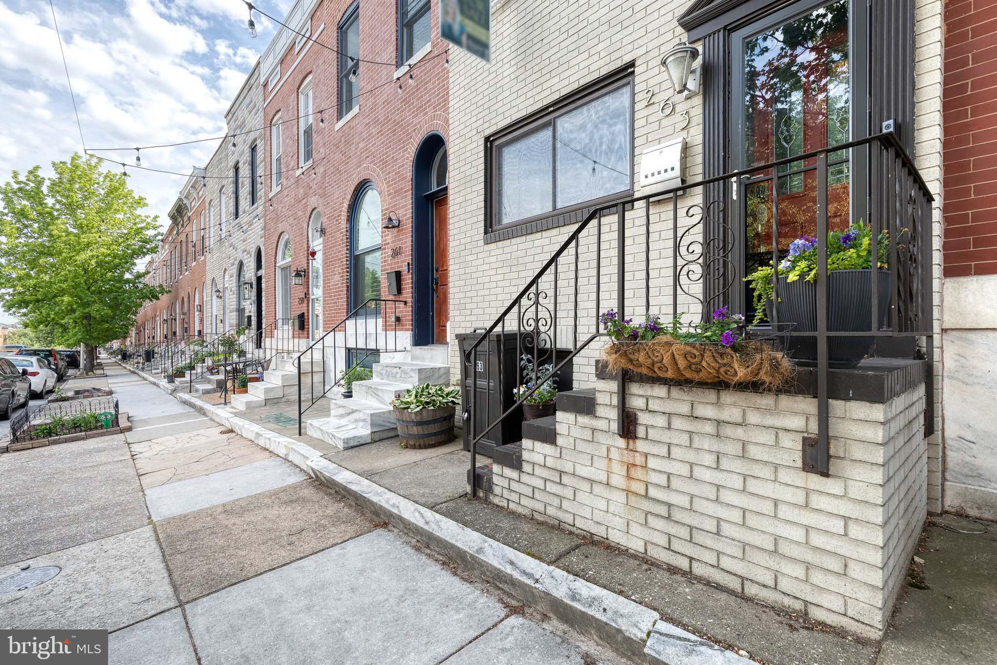 HIGHLANDTOWN - Residential