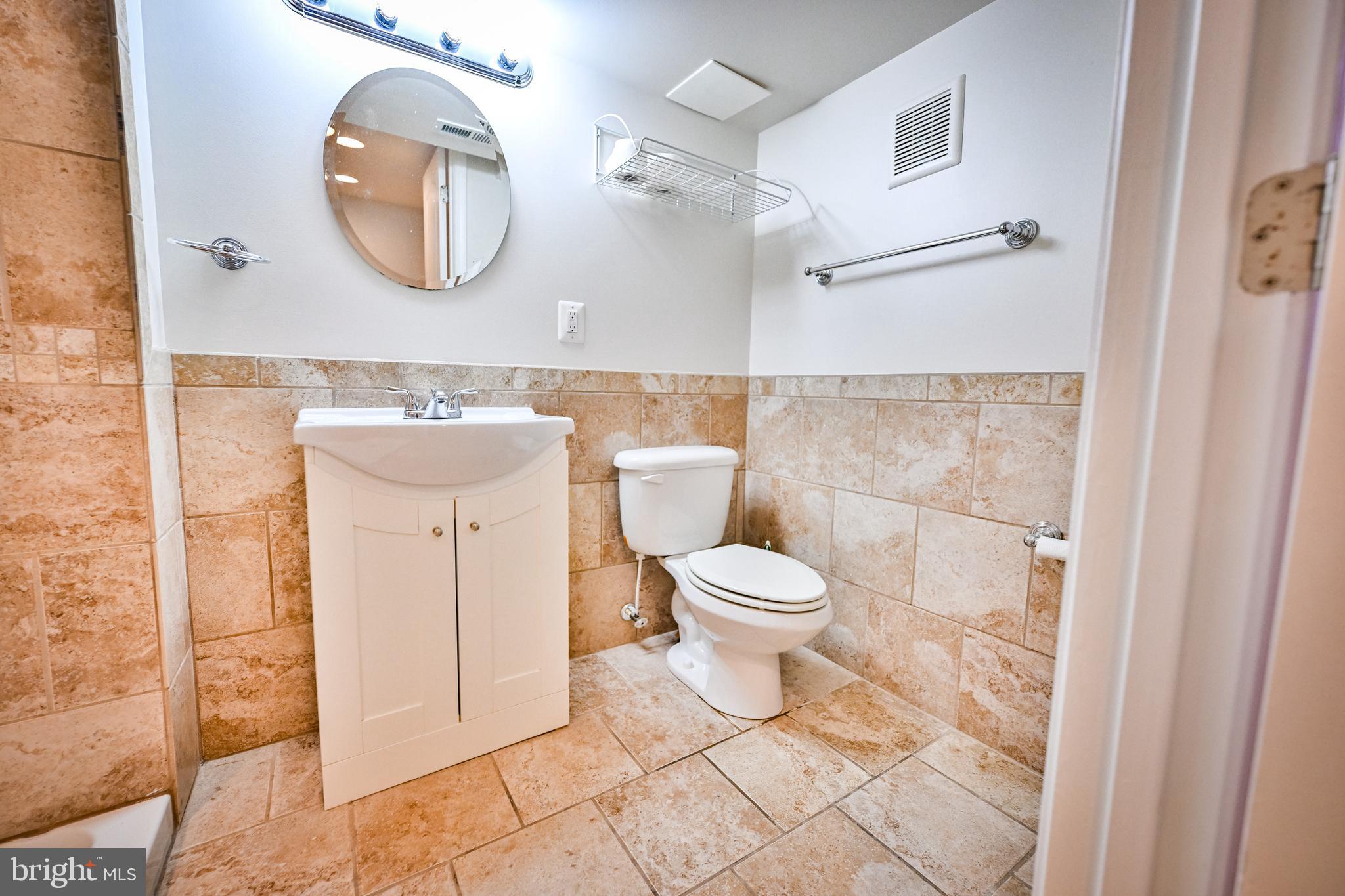 HIGHLANDTOWN - Residential