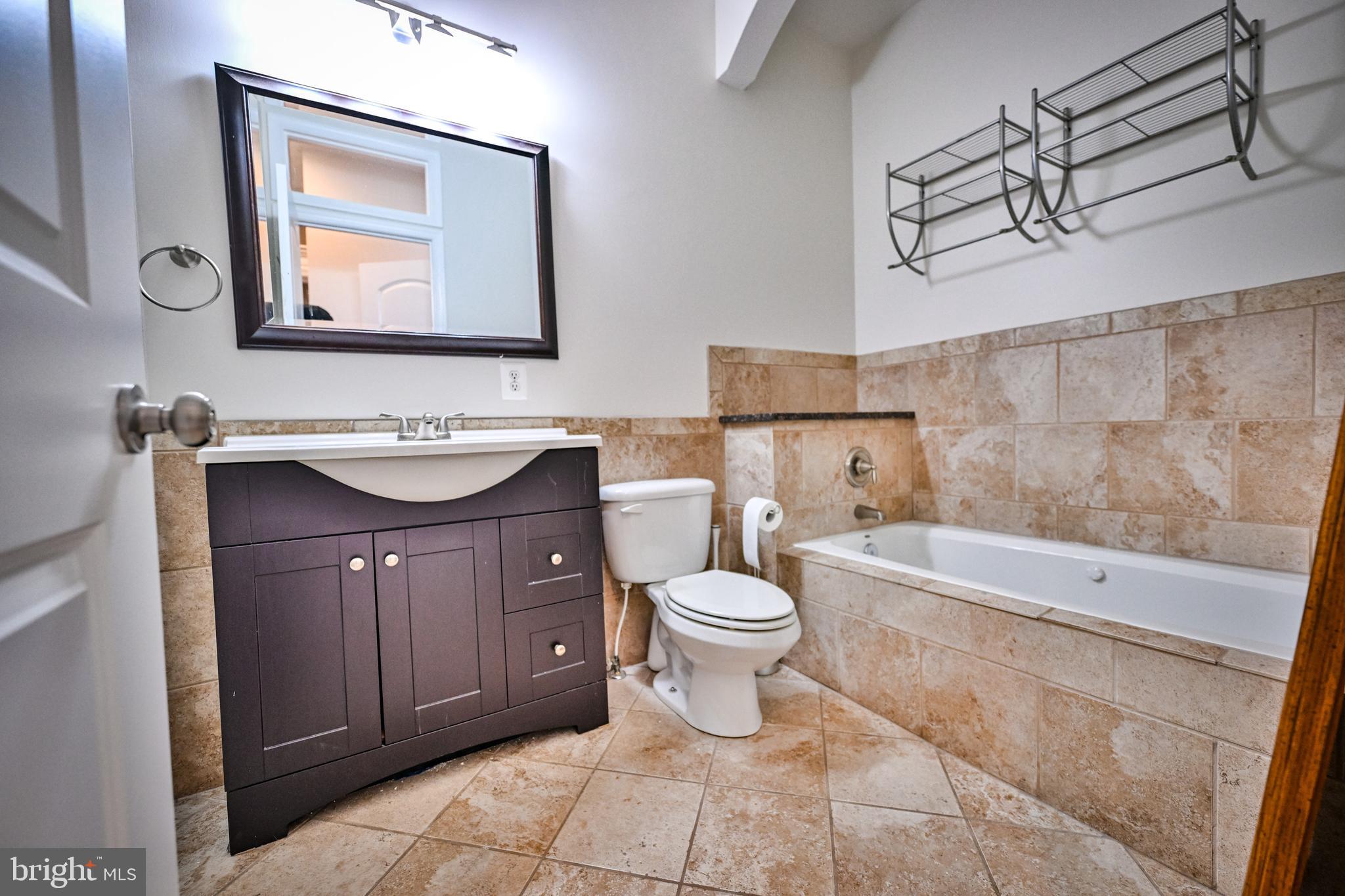 HIGHLANDTOWN - Residential