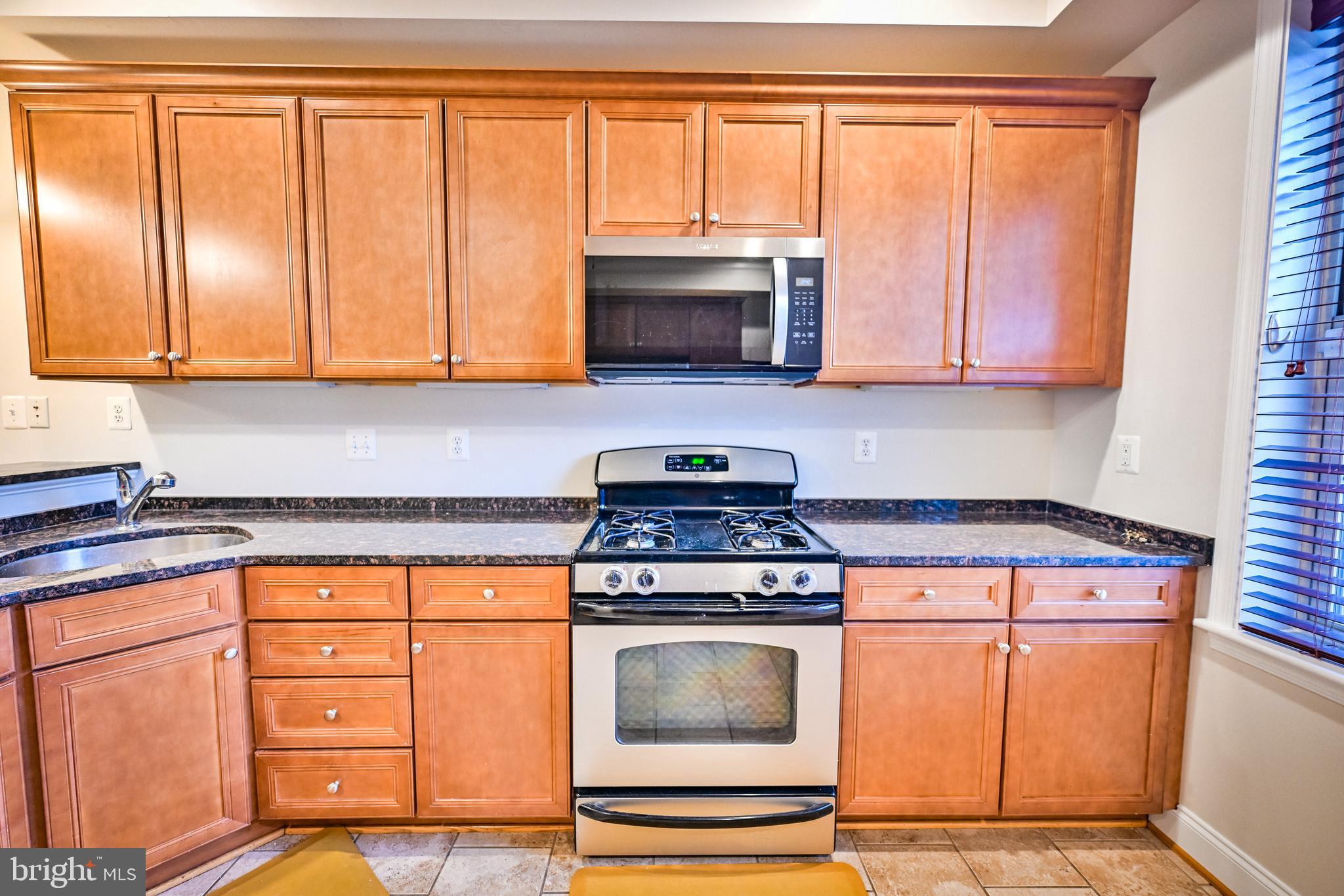 HIGHLANDTOWN - Residential