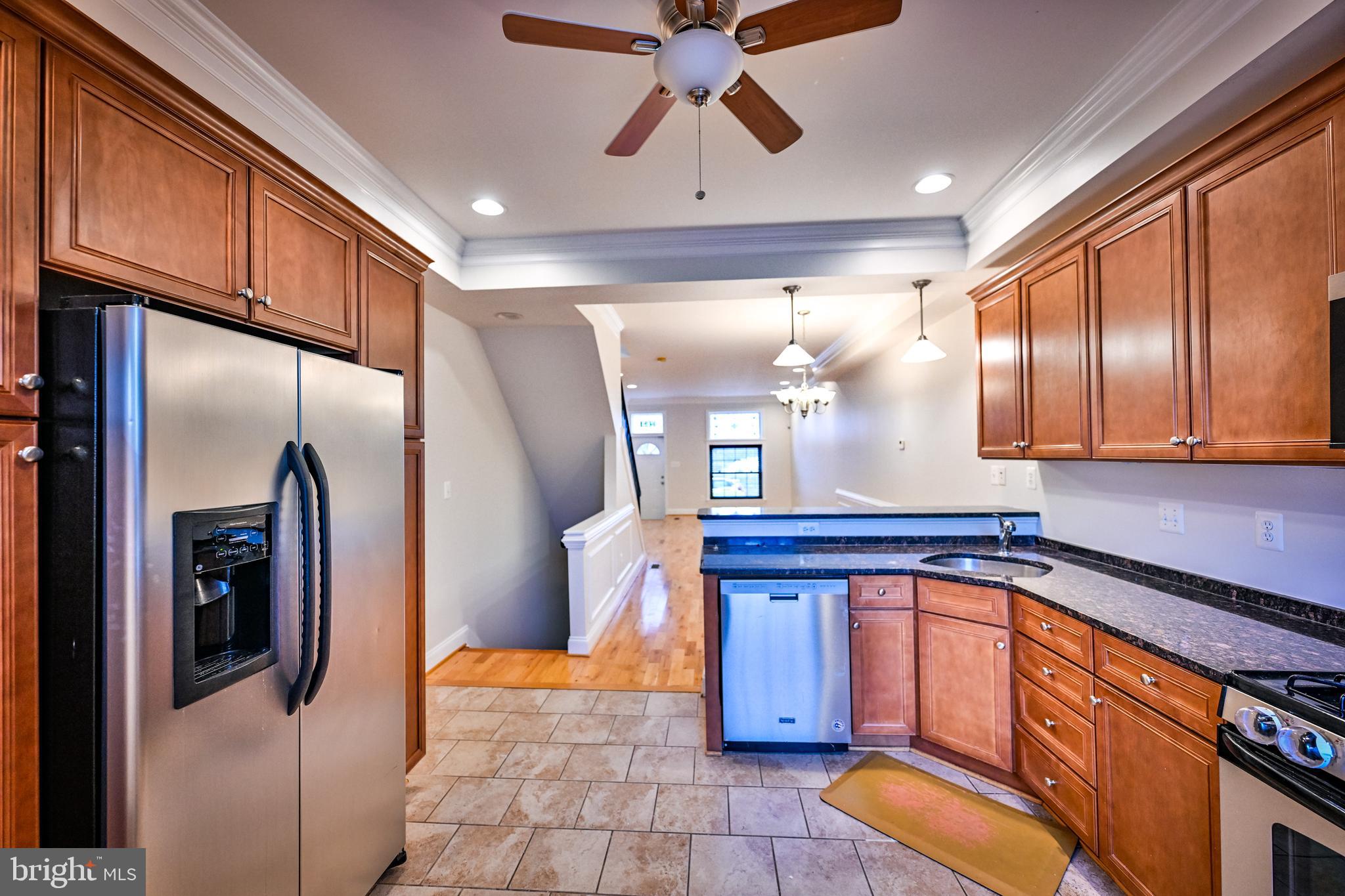 HIGHLANDTOWN - Residential