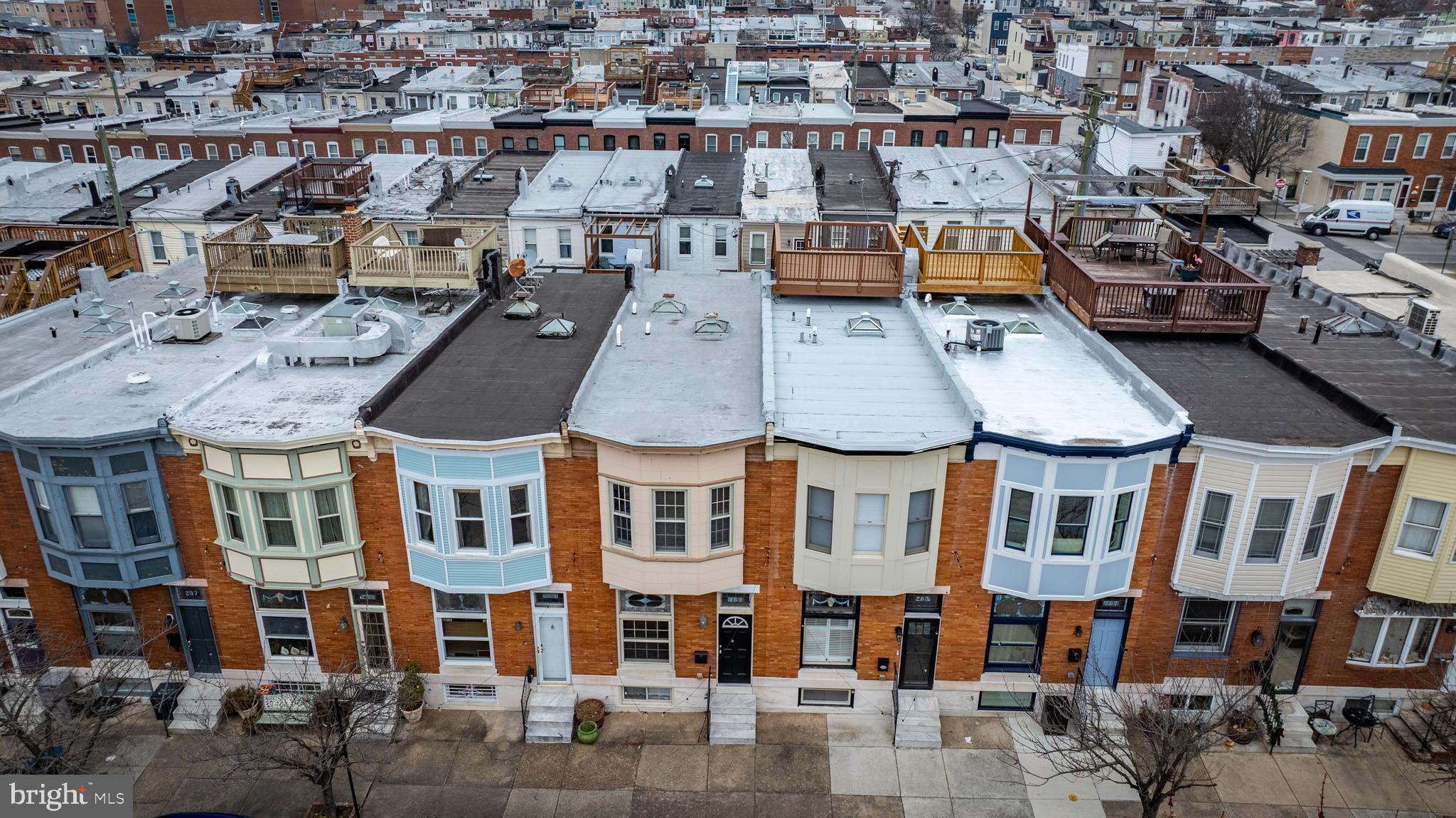 HIGHLANDTOWN - Residential