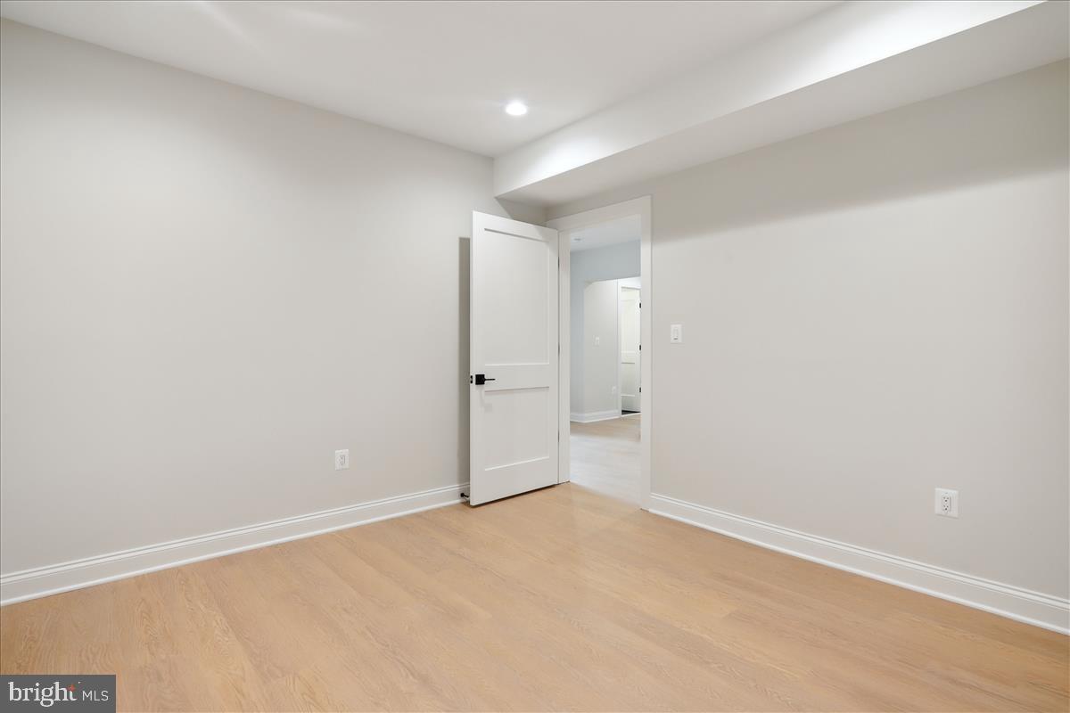 LANDON WOODS - Residential