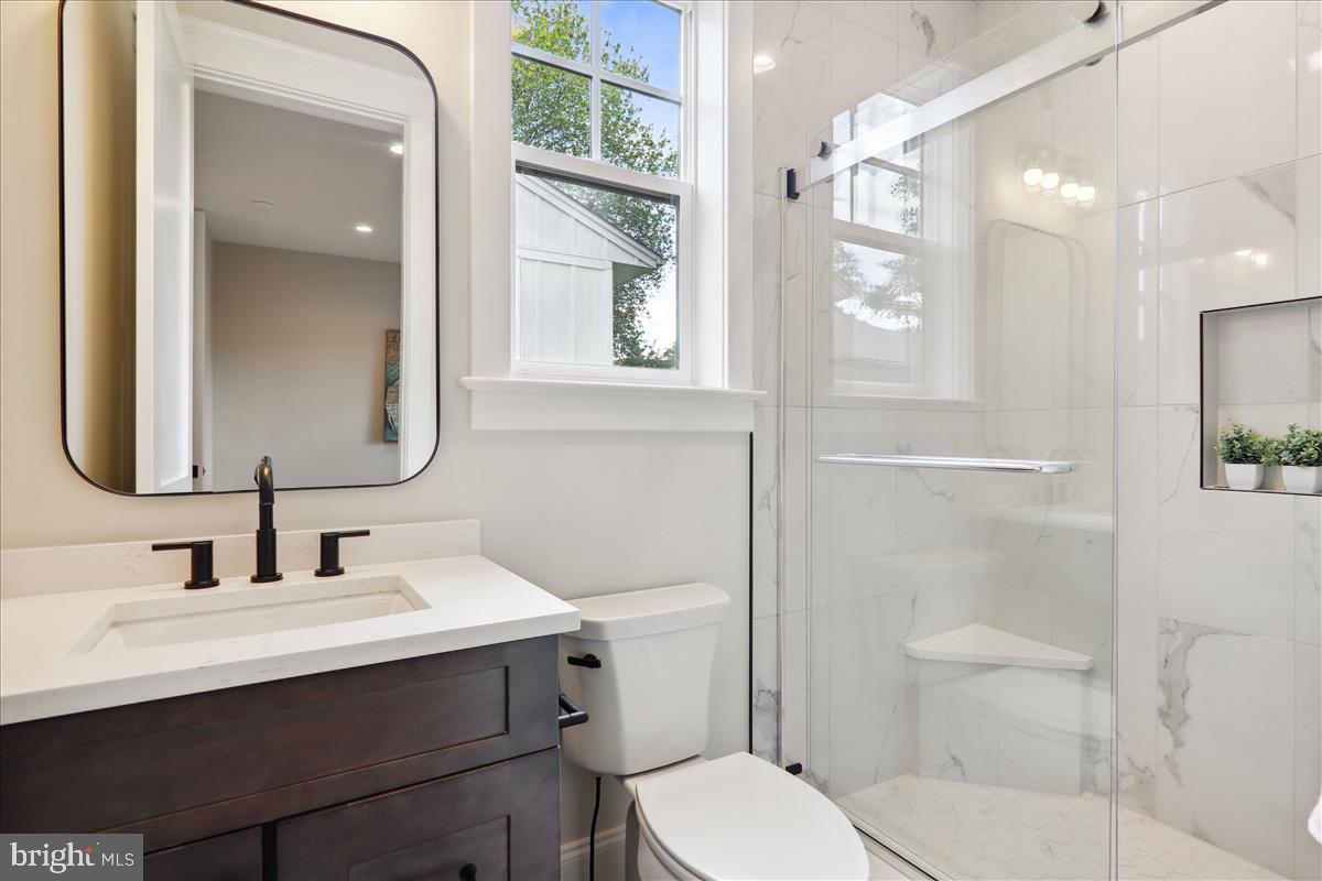 LANDON WOODS - Residential