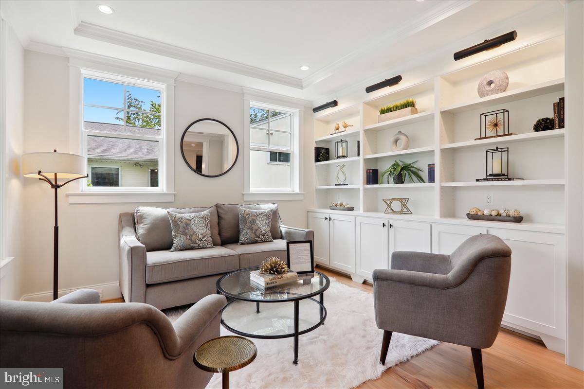 LANDON WOODS - Residential