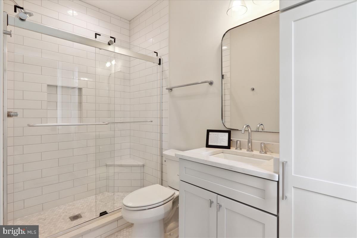 LANDON WOODS - Residential