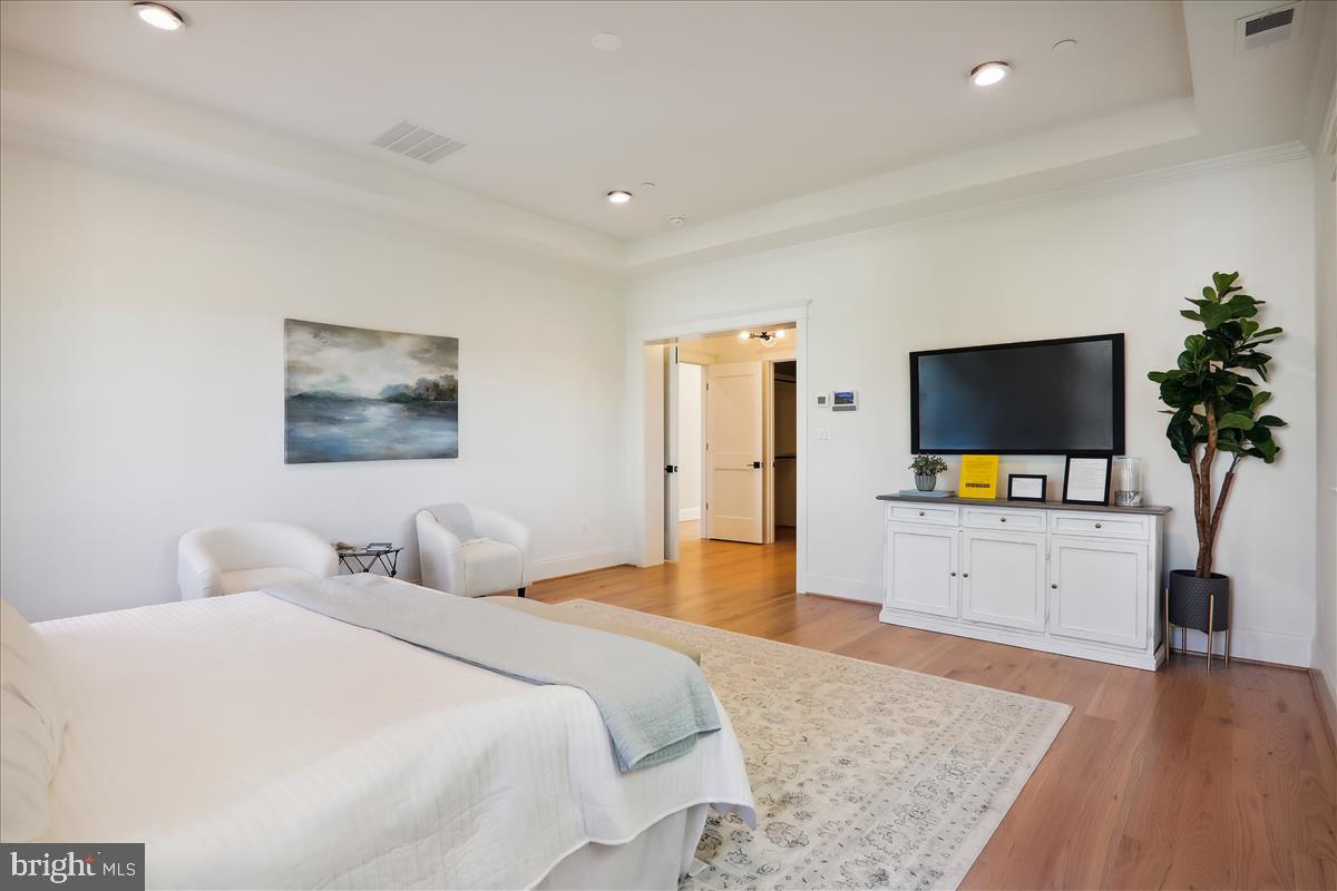 LANDON WOODS - Residential