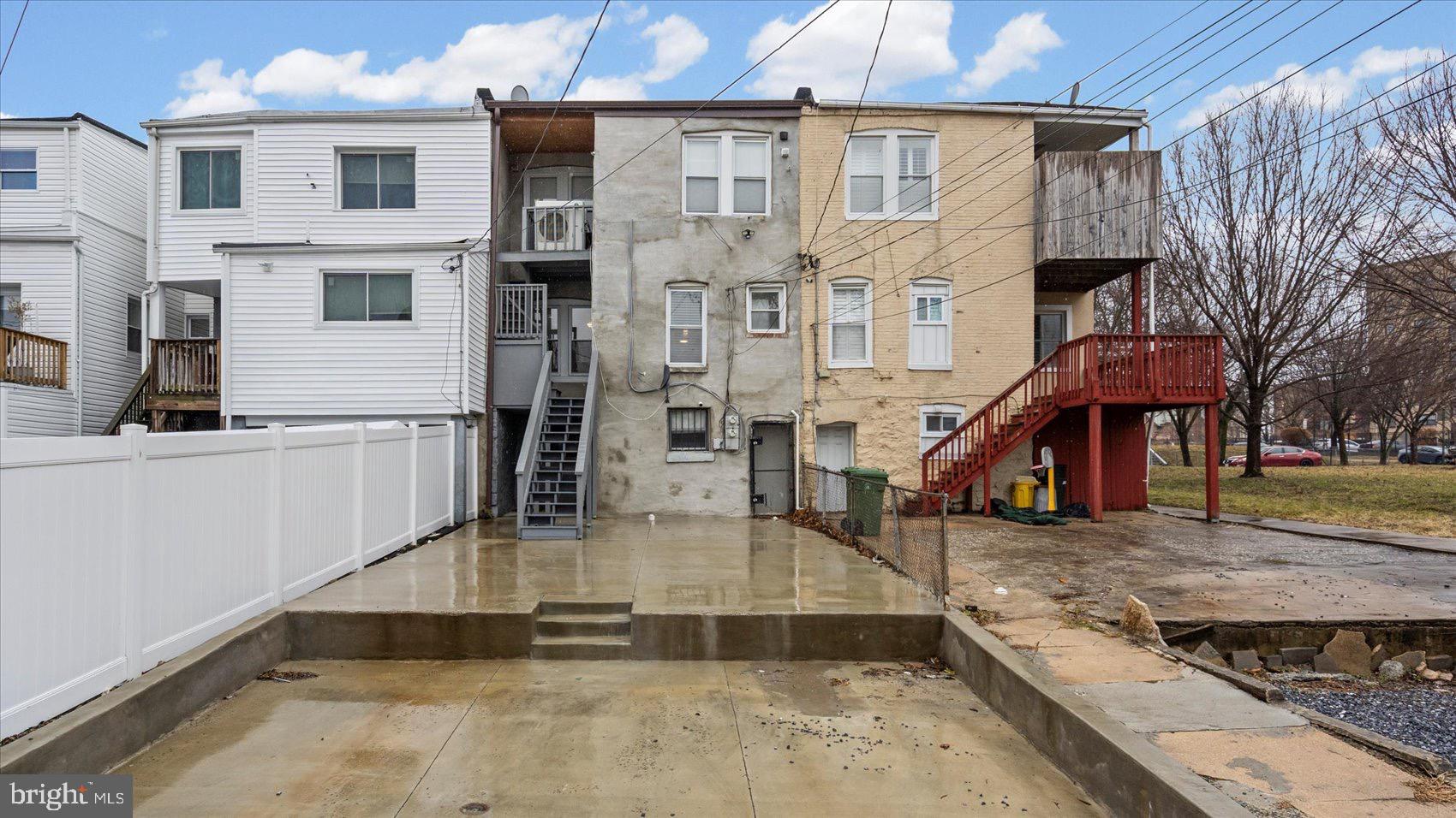 RESERVOIR HILL - Residential Income