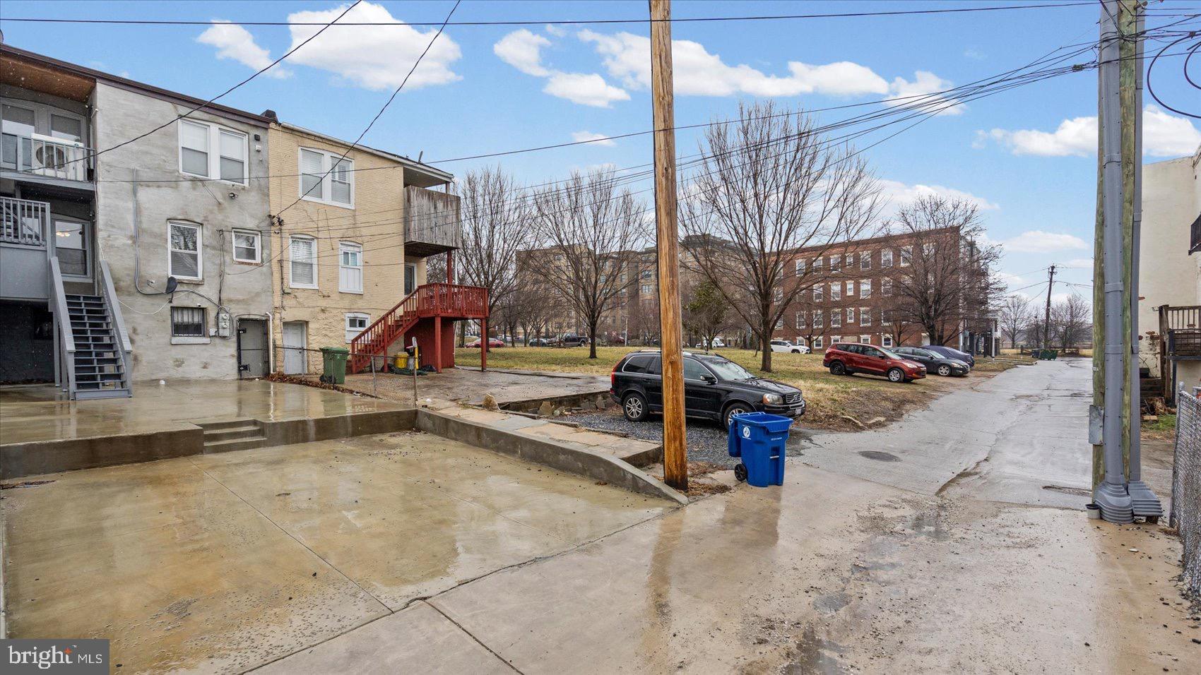 RESERVOIR HILL - Residential Income