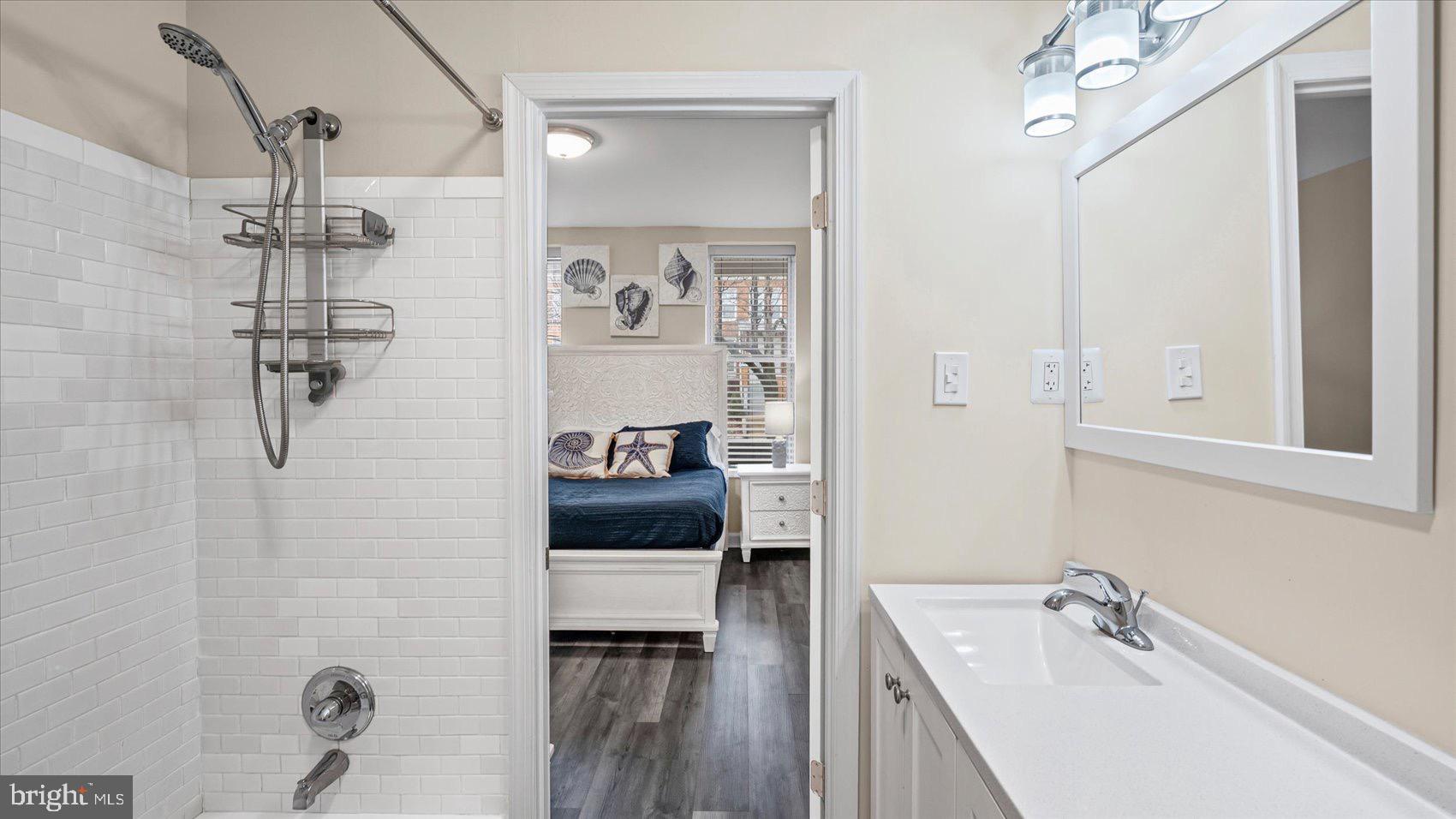 RESERVOIR HILL - Residential Income