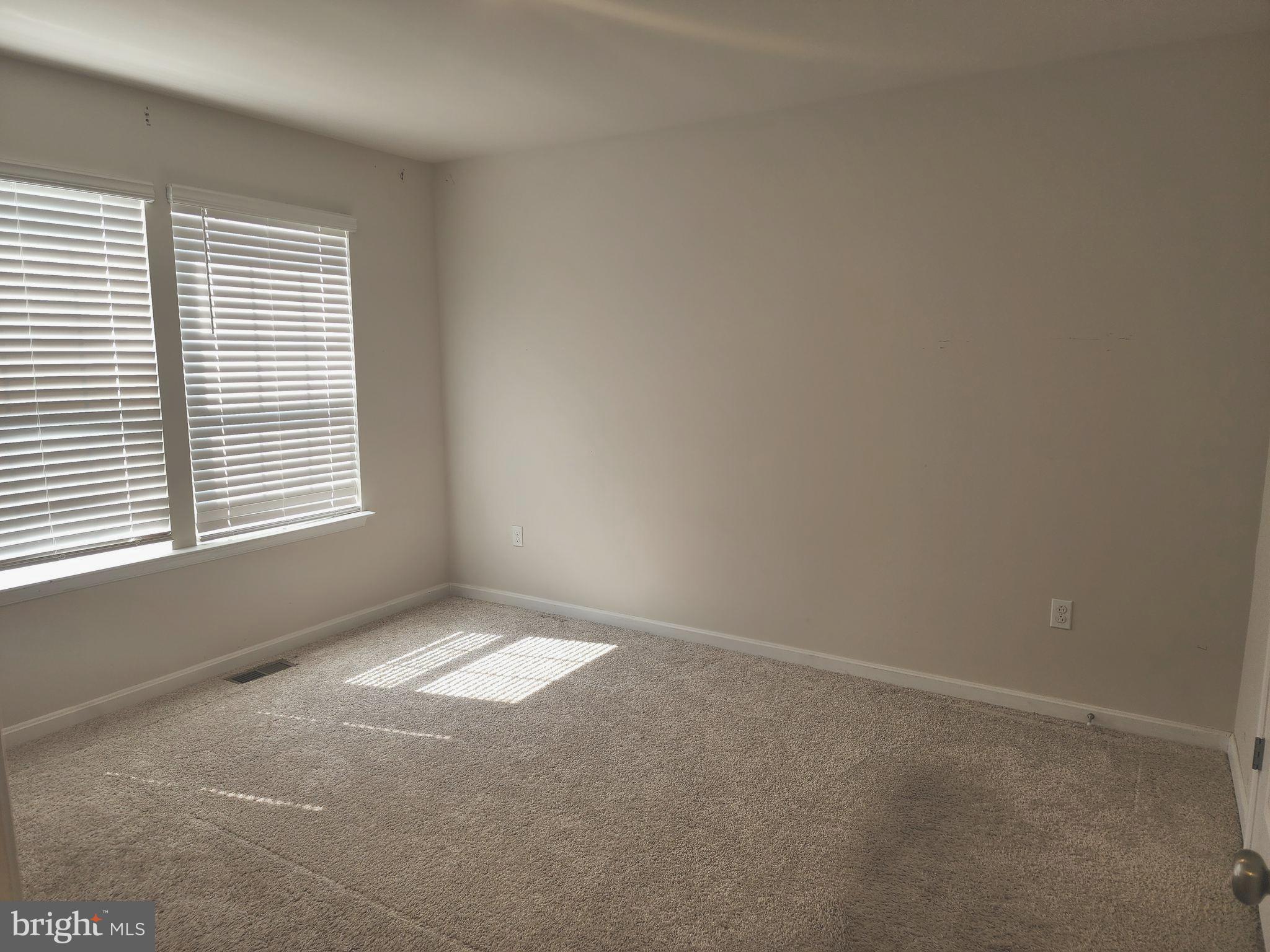 VILLAGES OF WHITE MARSH - Residential Lease