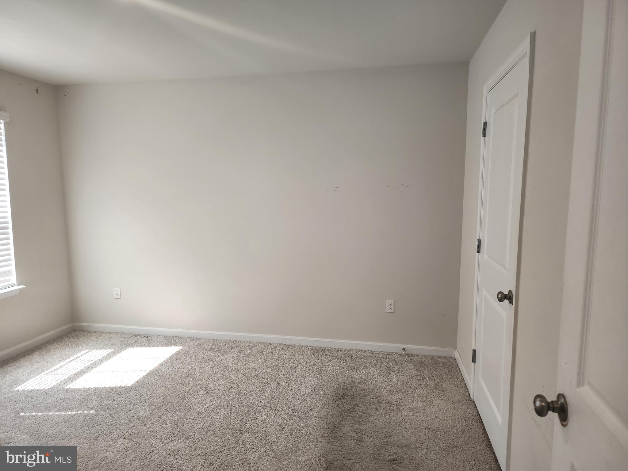 VILLAGES OF WHITE MARSH - Residential Lease