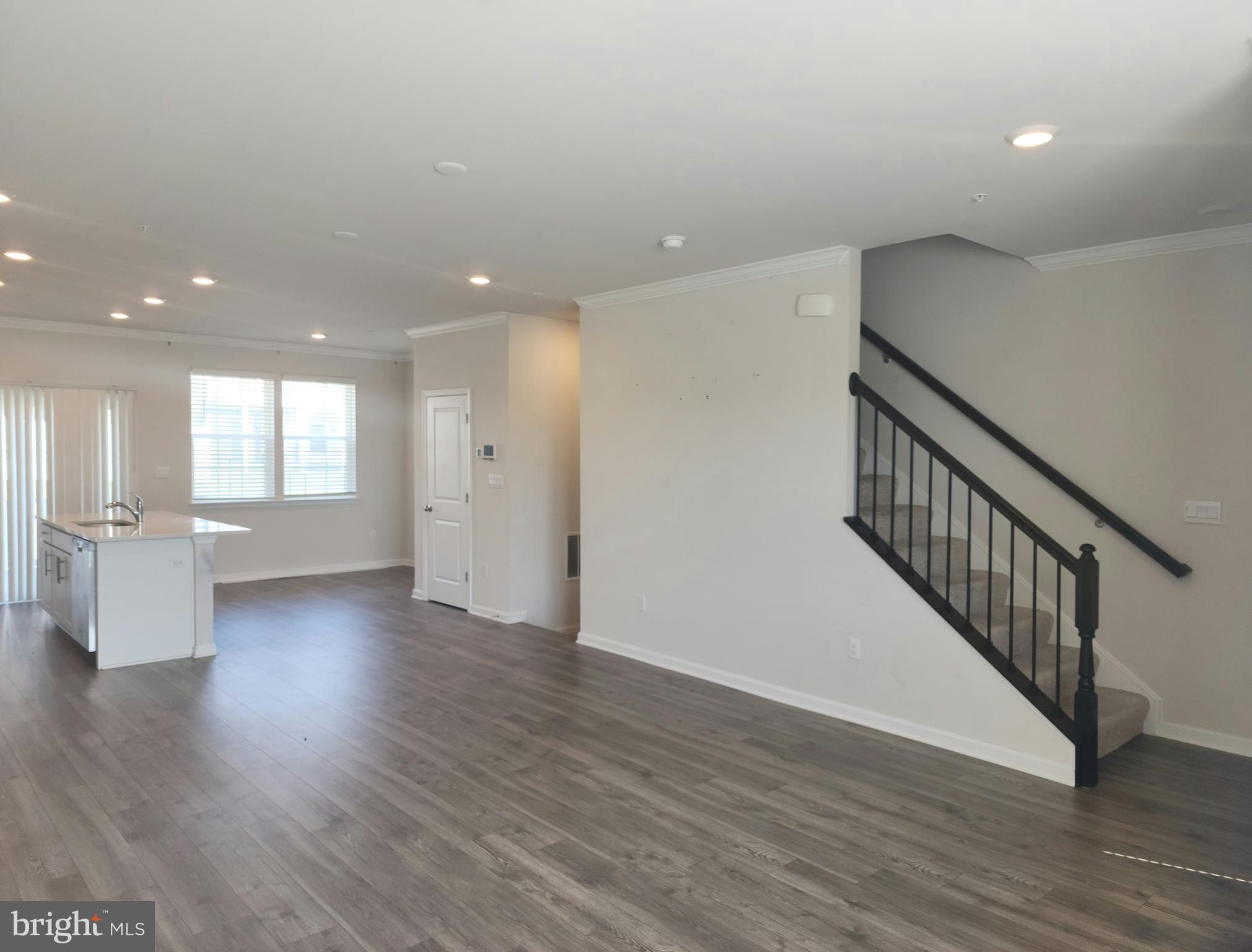 VILLAGES OF WHITE MARSH - Residential Lease