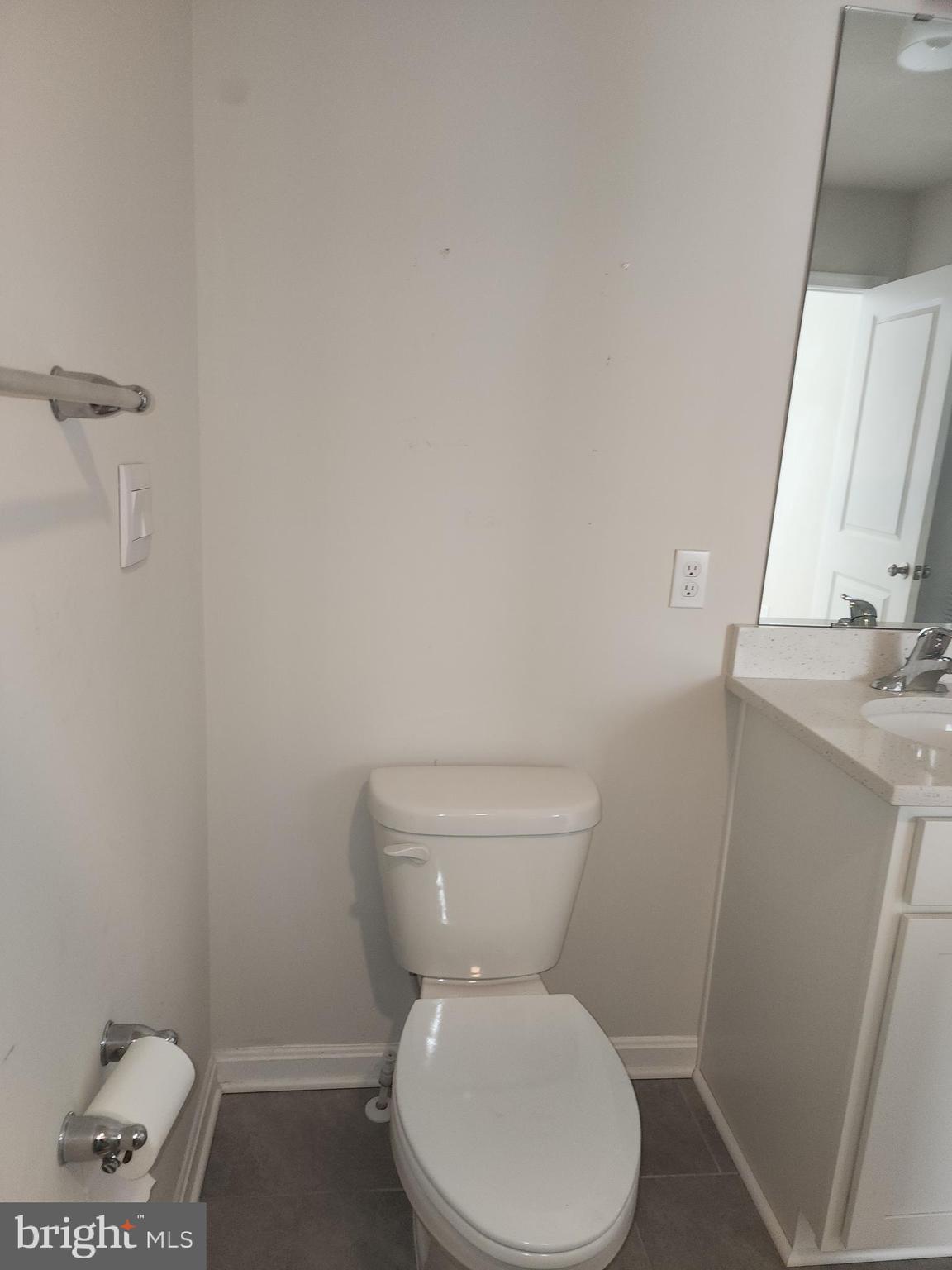 VILLAGES OF WHITE MARSH - Residential Lease