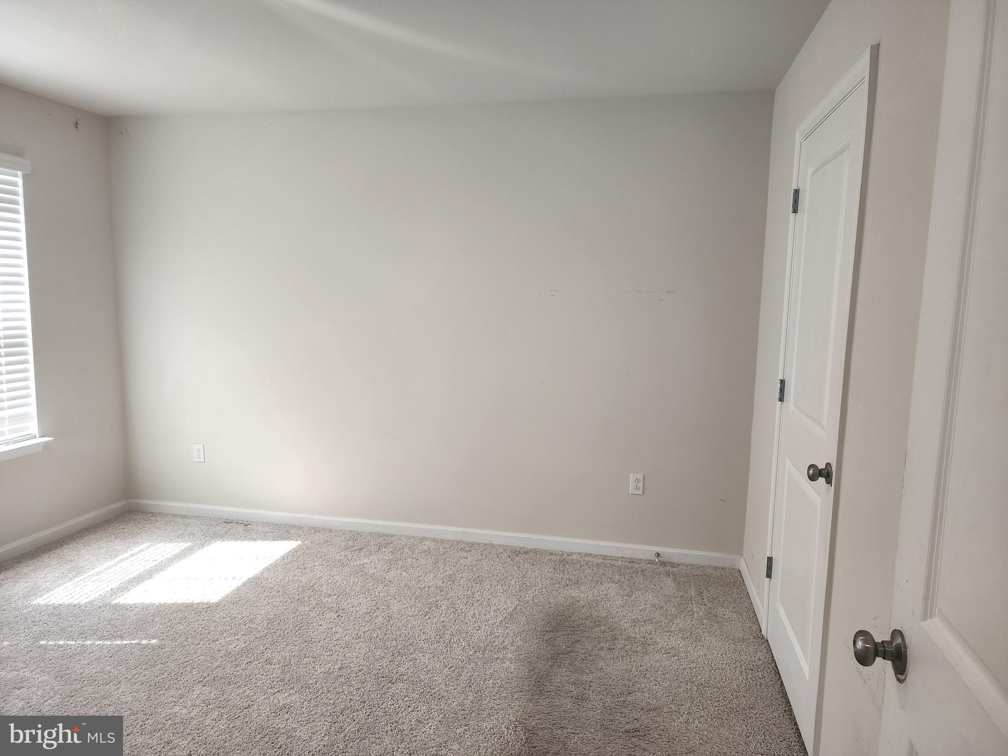 VILLAGES OF WHITE MARSH - Residential Lease