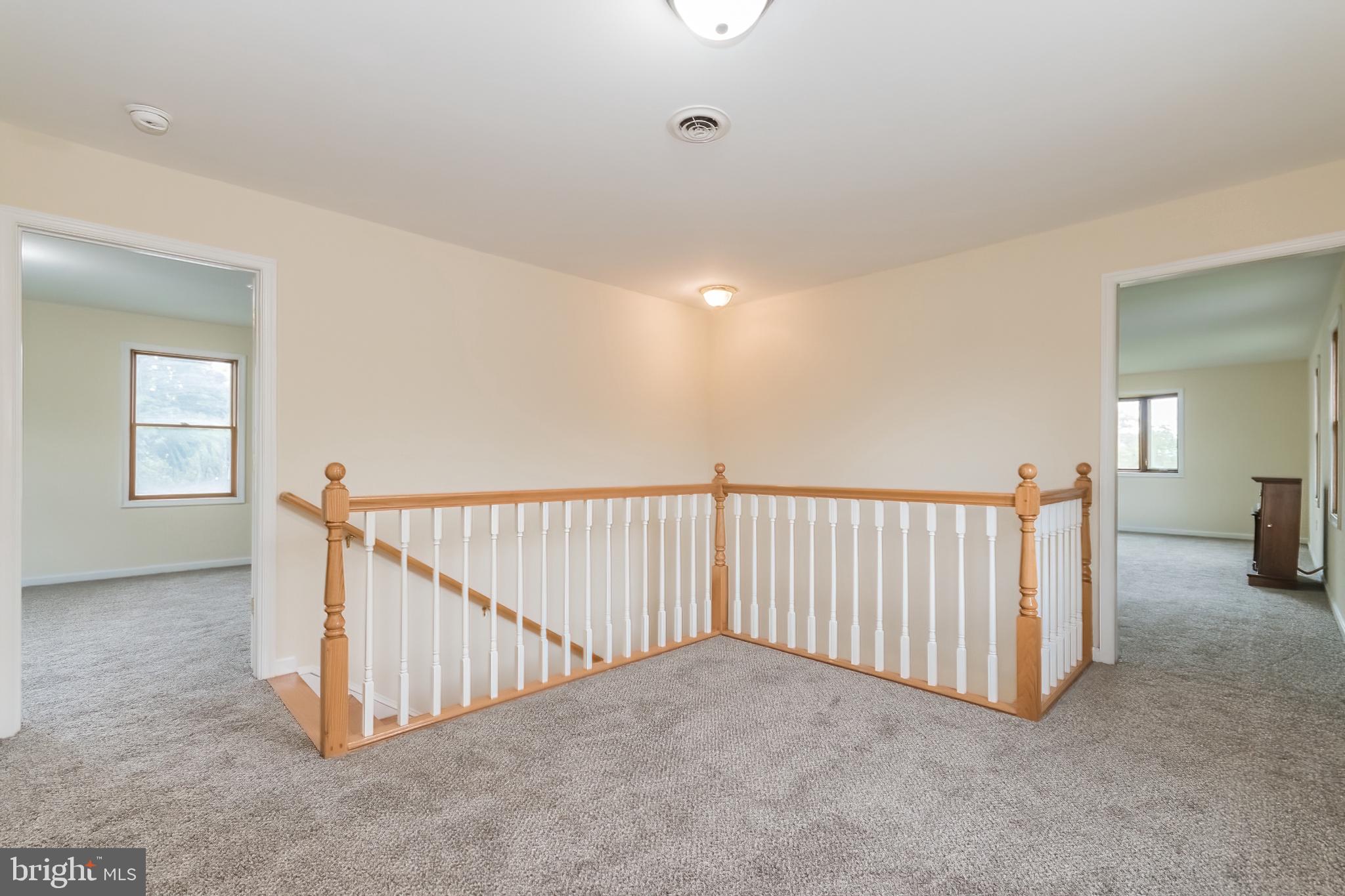 SPORTSMANS PARADISE - Residential Lease