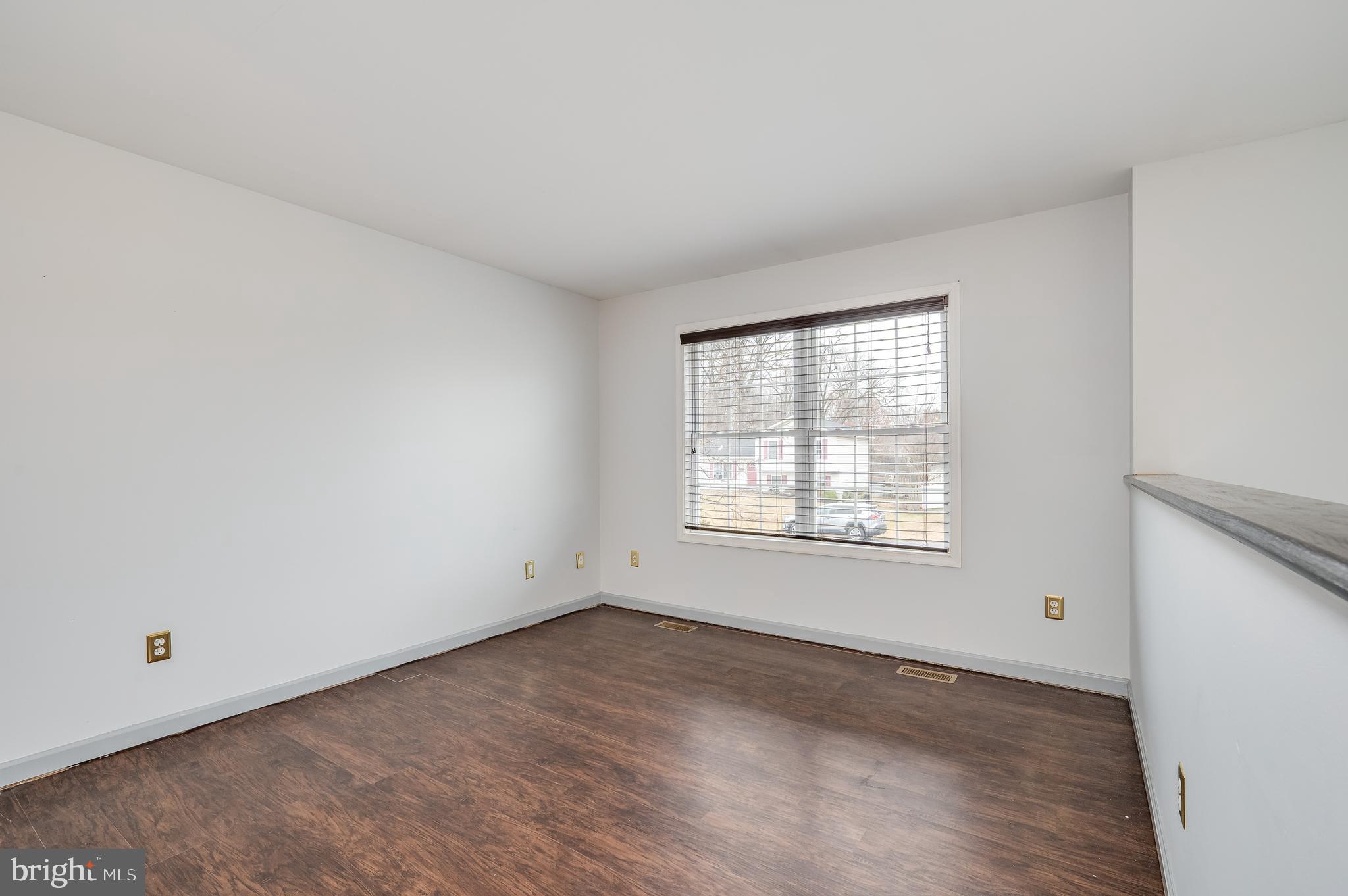 FOREST HEIGHTS - Residential