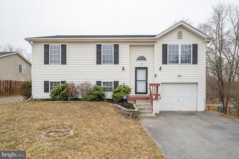 Photo of 18 Veterans Way, MARTINSBURG, WV 25405 (MLS # WVBE2048556)