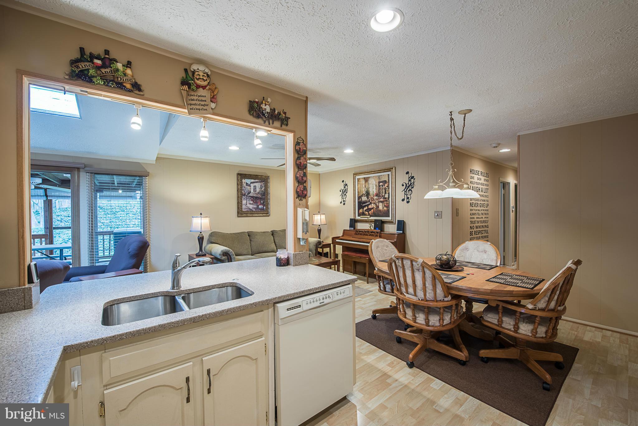 SUGARLAND RUN - Residential