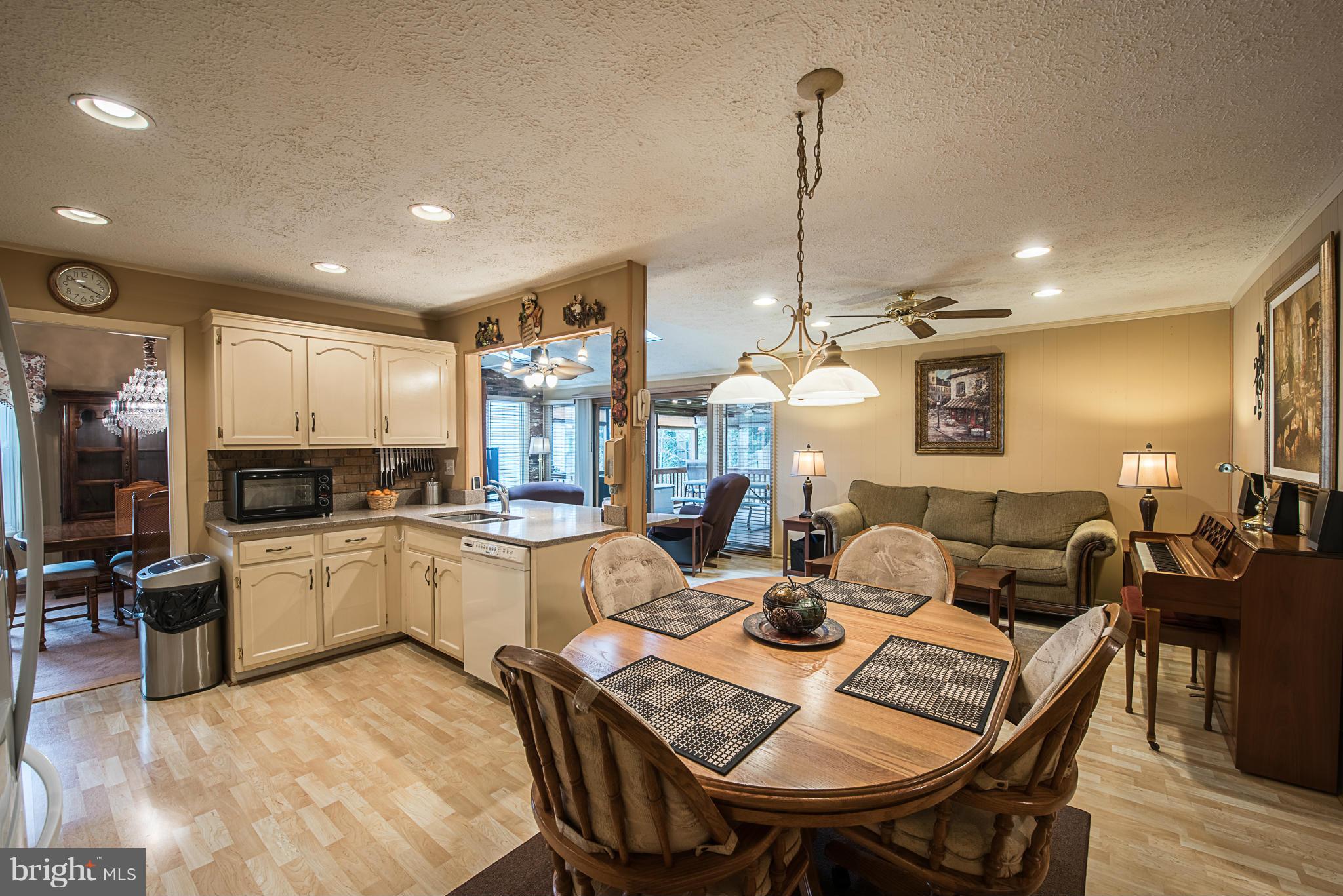 SUGARLAND RUN - Residential