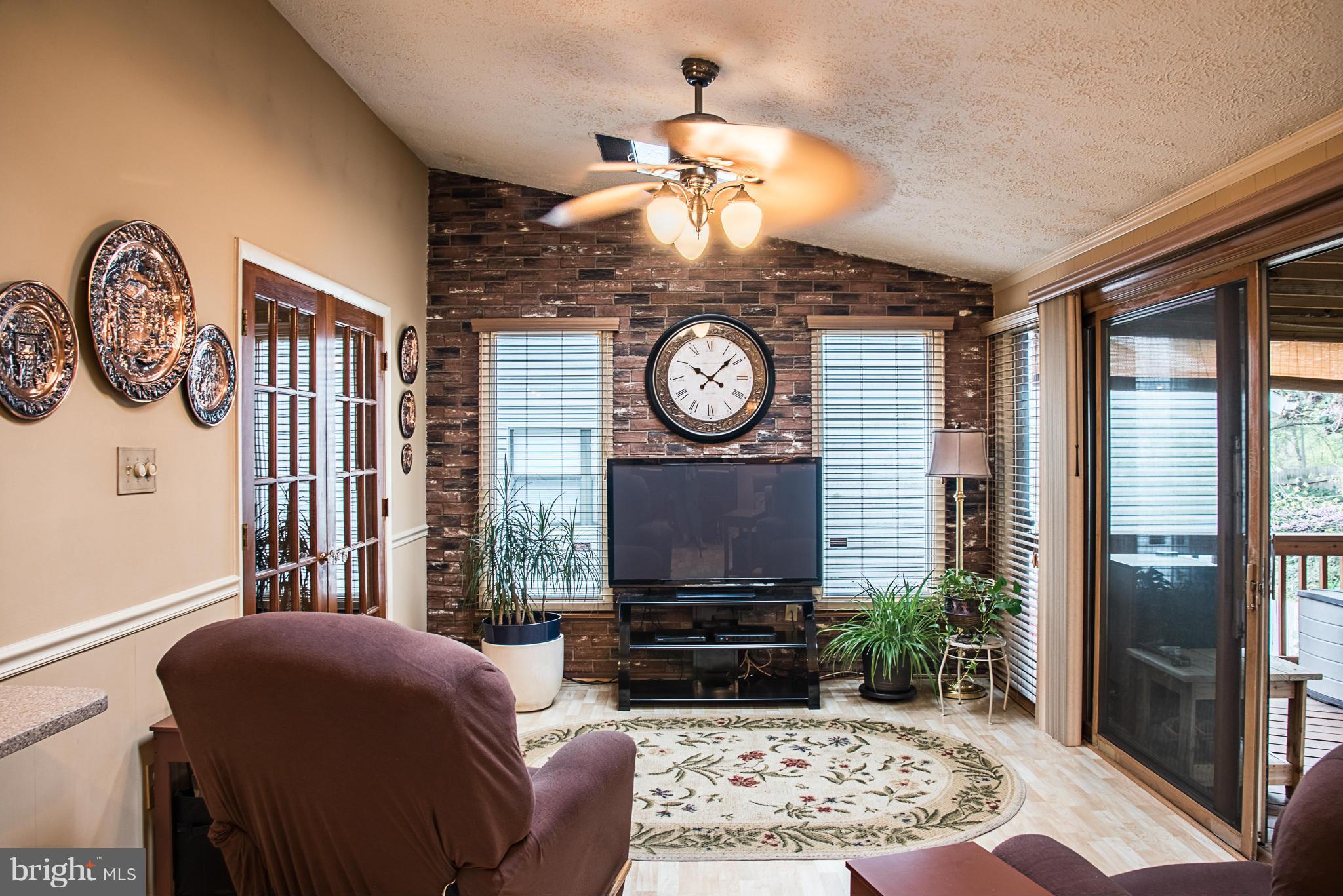 SUGARLAND RUN - Residential