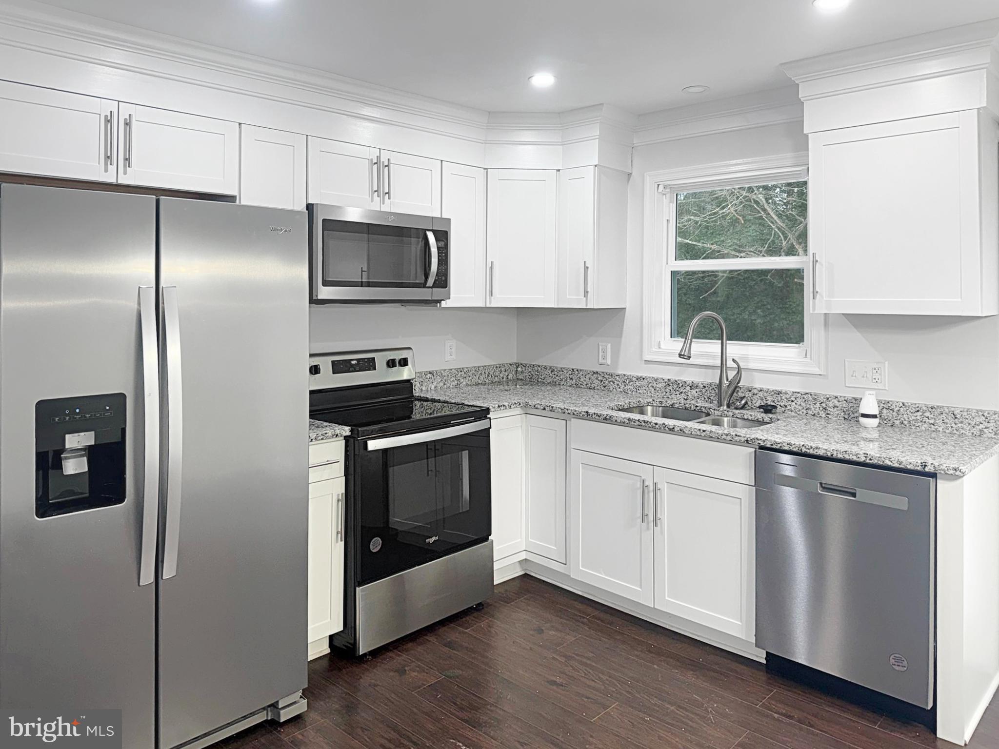 46461 ROSEWOOD DRIVE