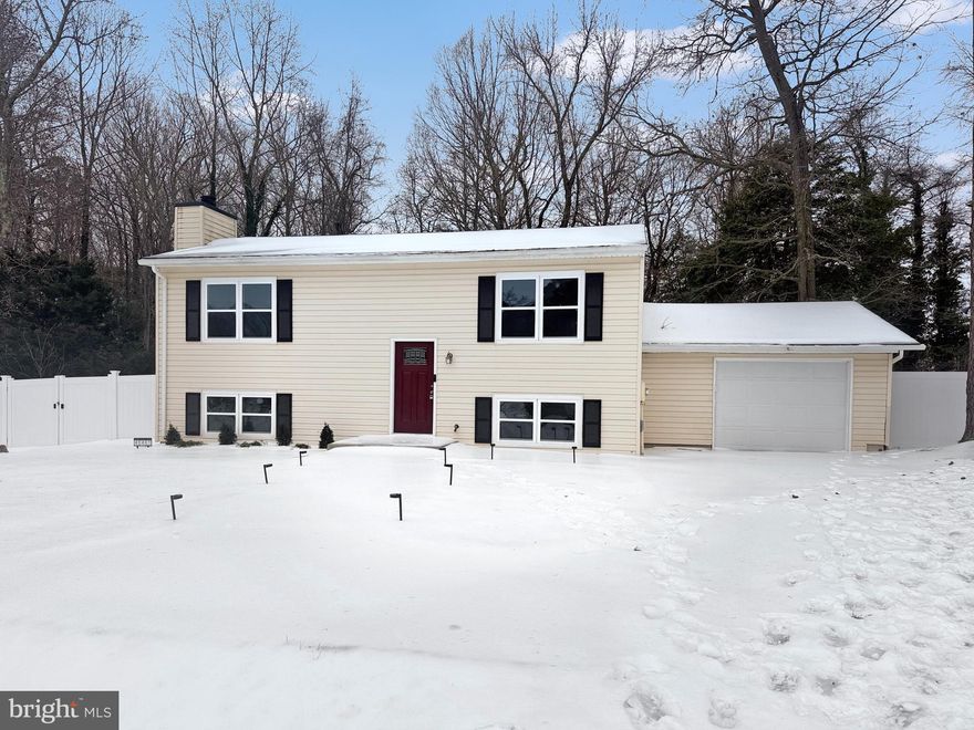 Welcome to 46461 Rosewood Dr, a home that exudes charm and comfort. The moment you step inside, you'll be greeted by the fresh interior paint, giving the home a clean and modern feel. The living room is accentuated by a cozy fireplace, perfect for those chilly evenings. The kitchen is a chef's dream, equipped with all stainless steel appliances, ensuring durability and style. Step outside to a spacious deck, ideal for entertaining or simply enjoying a quiet morning coffee. The fenced-in backyard provides privacy and a safe space for outdoor activities. This home is a perfect blend of style and functionality. Don't miss out on this gem!. Included 100-Day Home Warranty with buyer activation