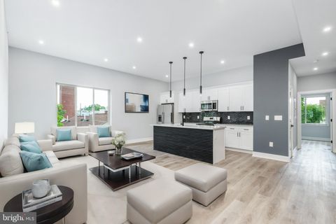 Multifamily For Sale - 631 N Preston Street<br/> PHILADELPHIA, PA 19104