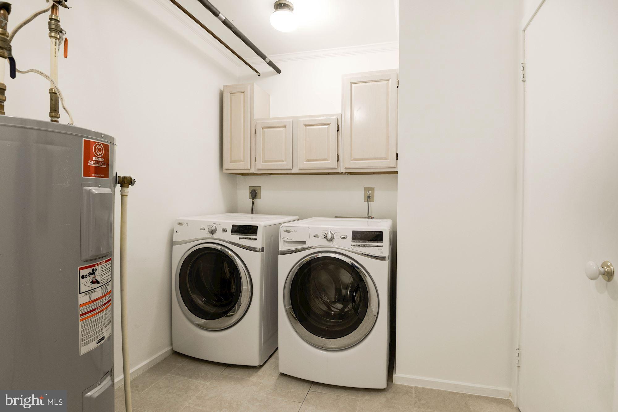 JEFFERSON MEWS - Residential Lease