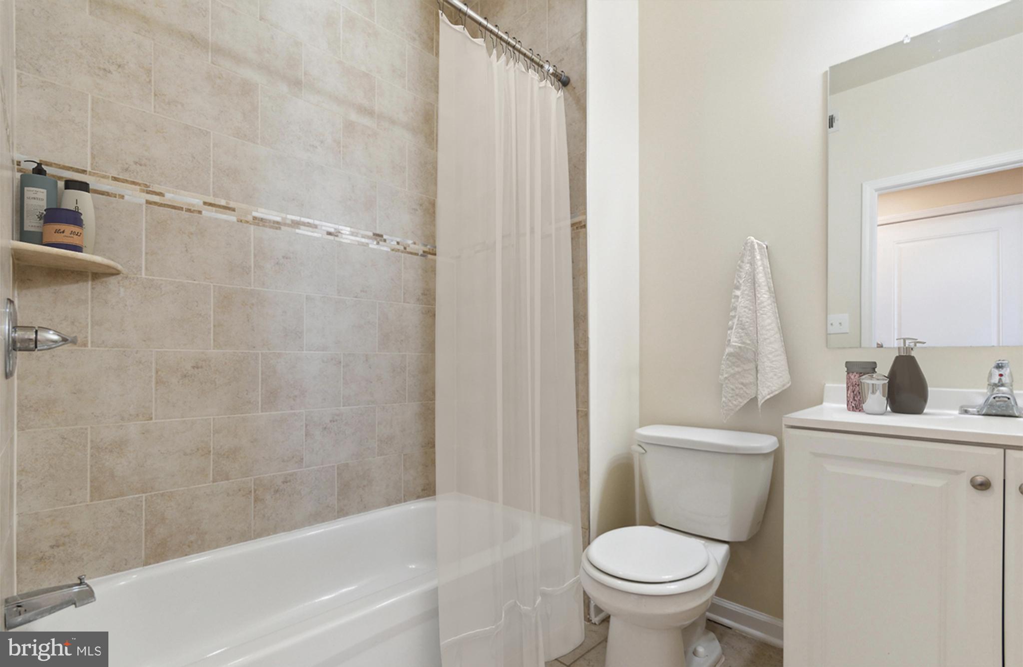 TEMPLE UNIVERSITY - Residential Lease