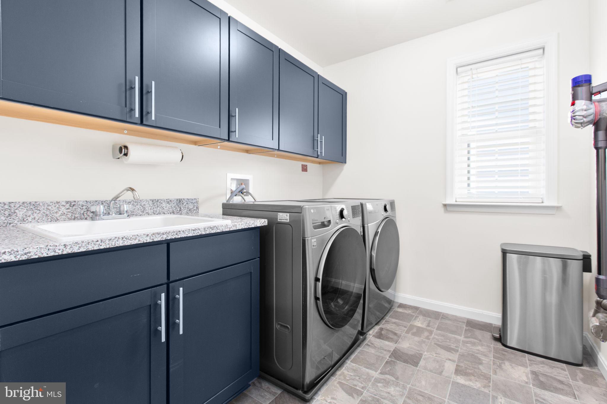 NEW POST ON THE RAPPAHANNOCK - Residential