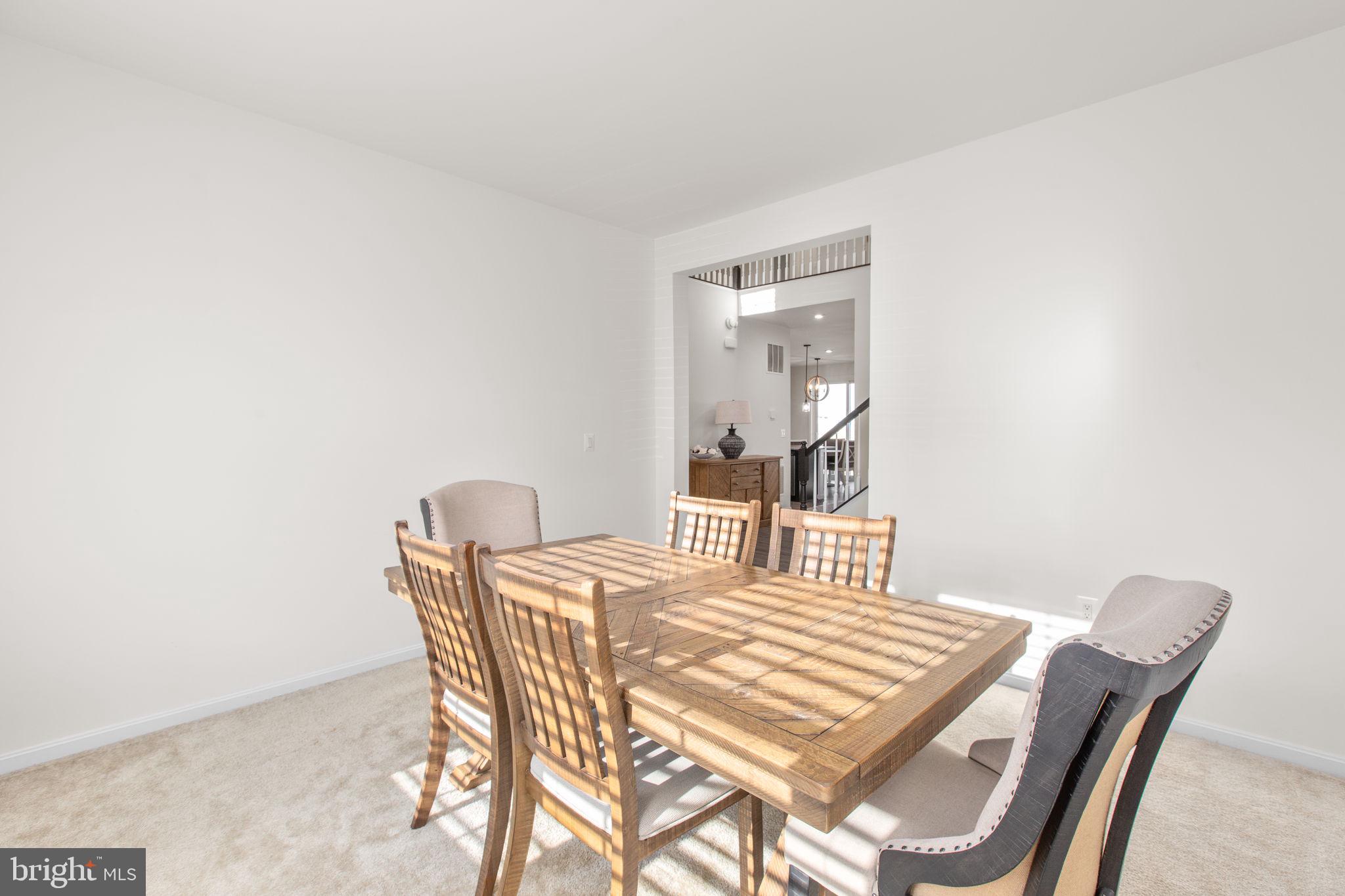 NEW POST ON THE RAPPAHANNOCK - Residential