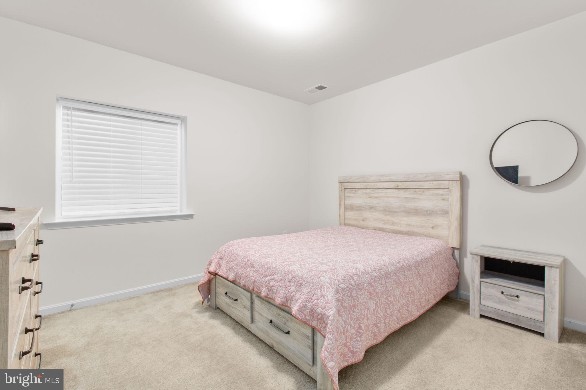 NEW POST ON THE RAPPAHANNOCK - Residential