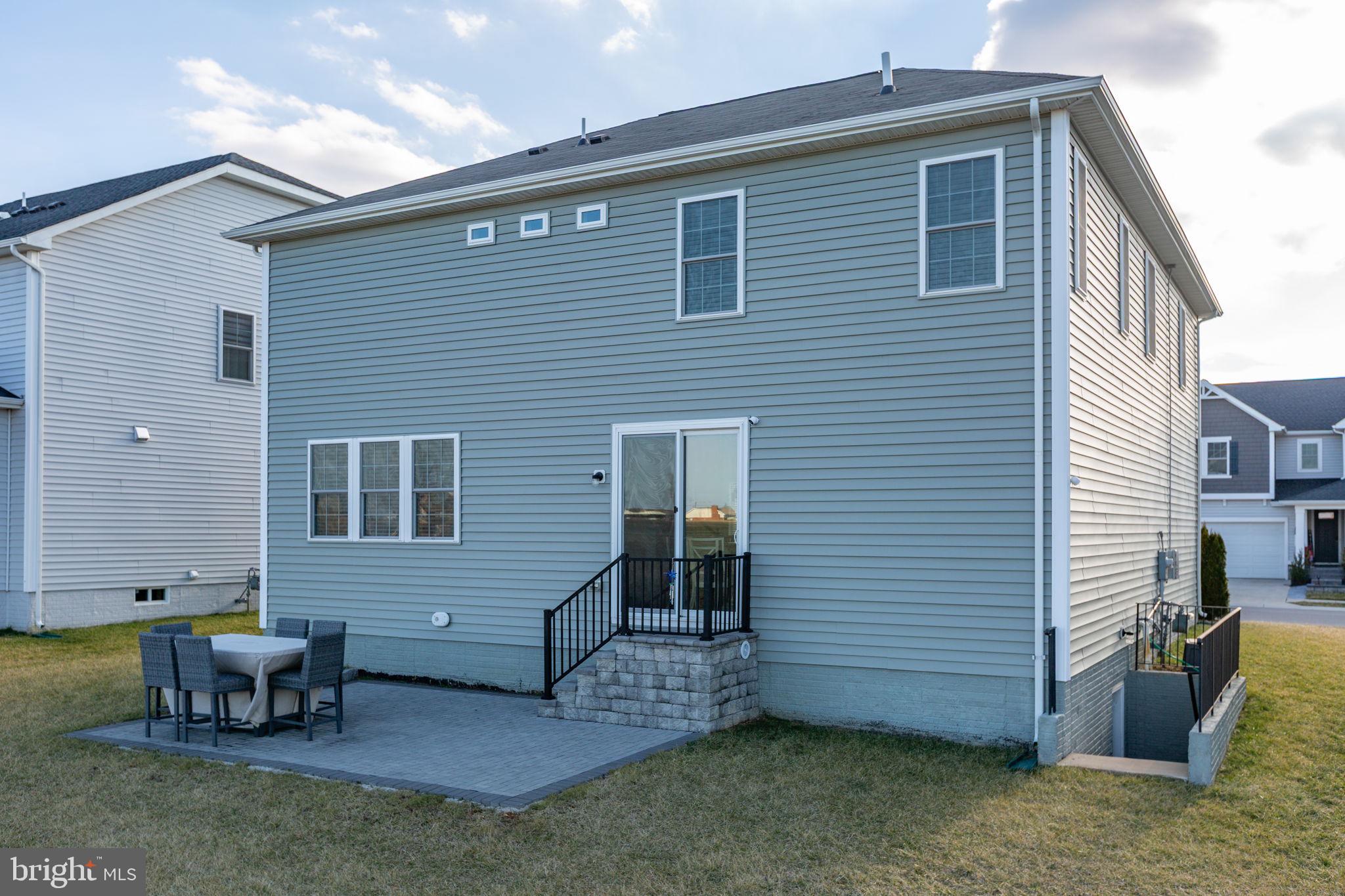 NEW POST ON THE RAPPAHANNOCK - Residential