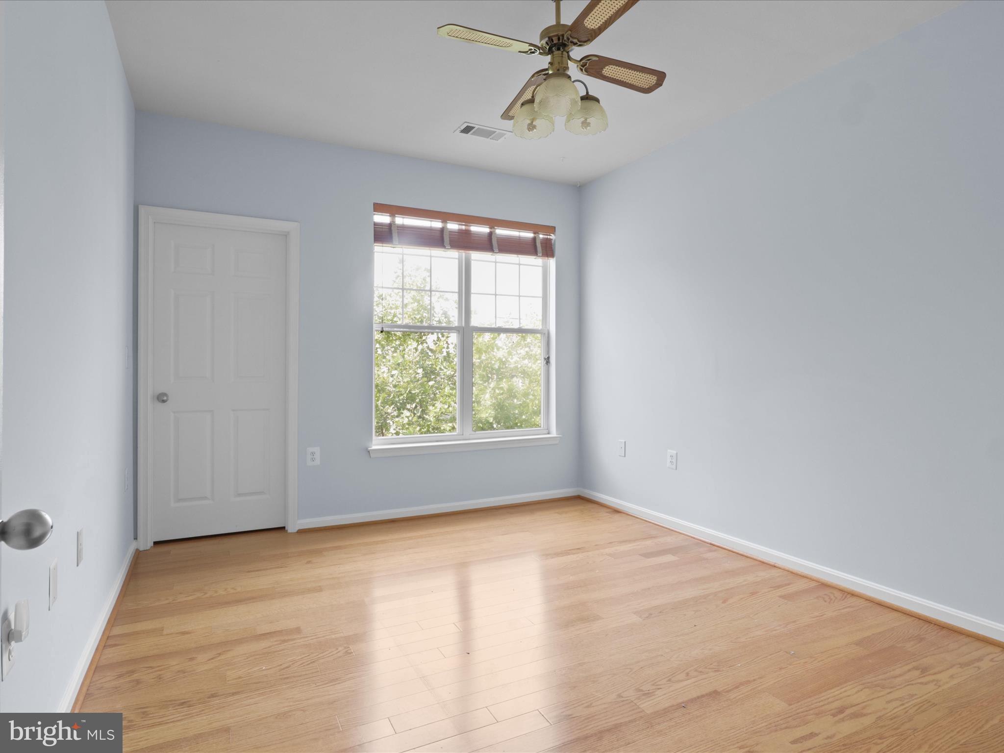 FAIRFAX RIDGE CONDOS - Residential