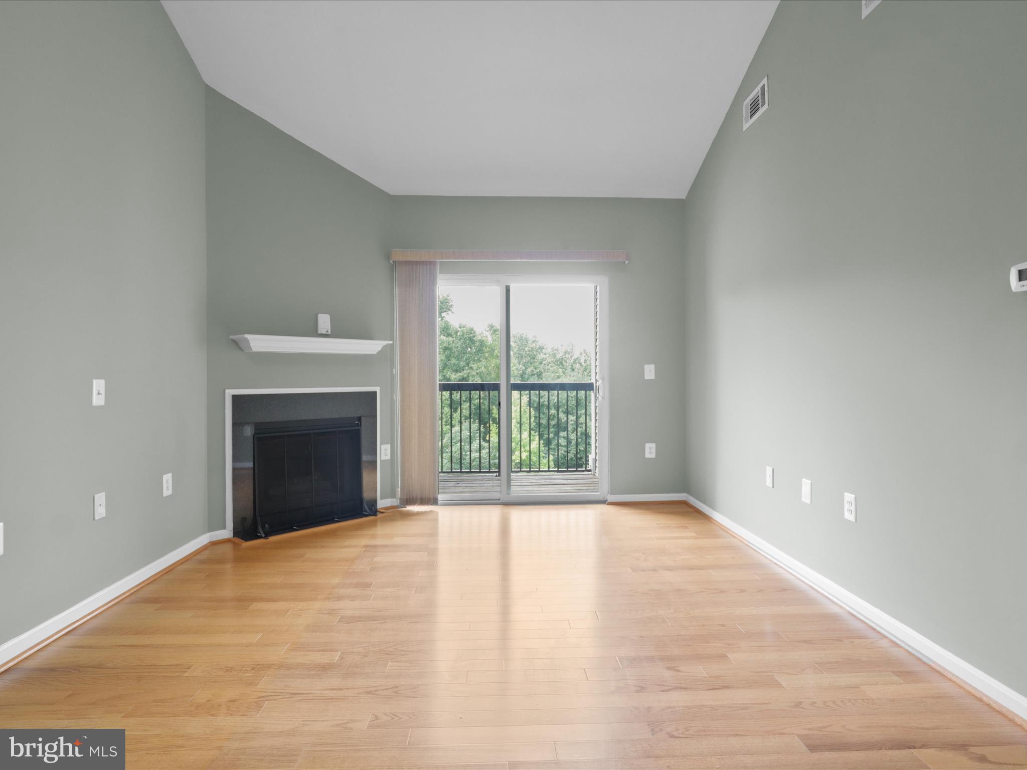 FAIRFAX RIDGE CONDOS - Residential