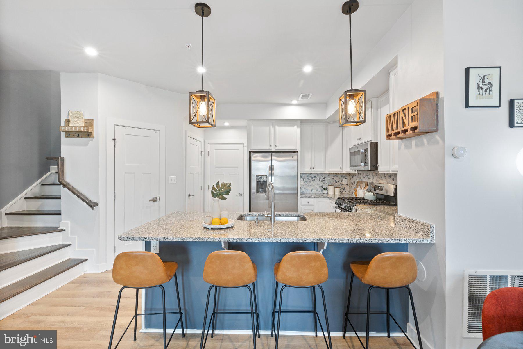 PADDOCK POINTE - Residential