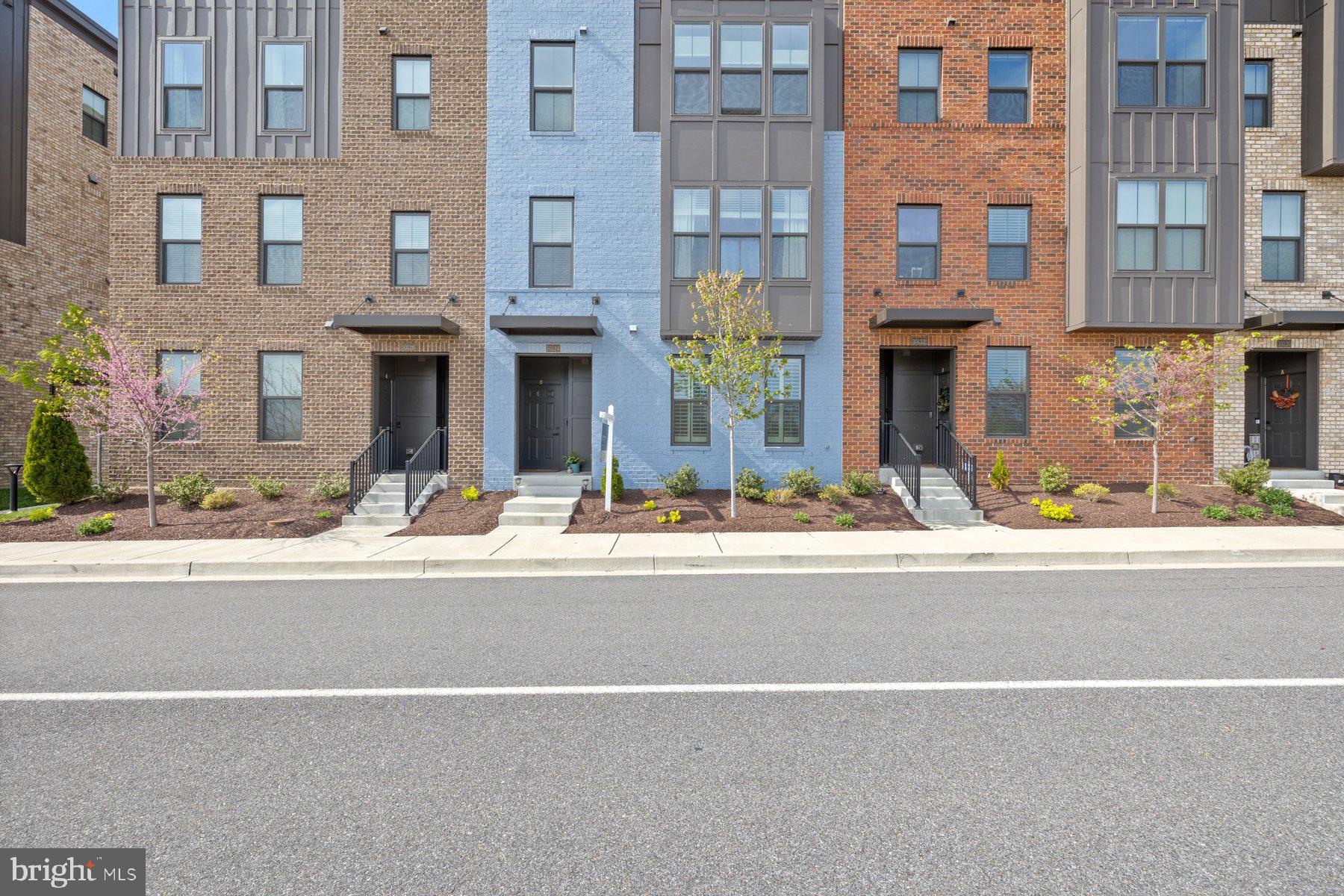 PADDOCK POINTE - Residential