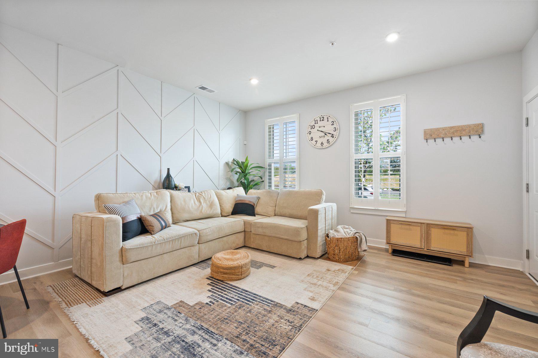 PADDOCK POINTE - Residential