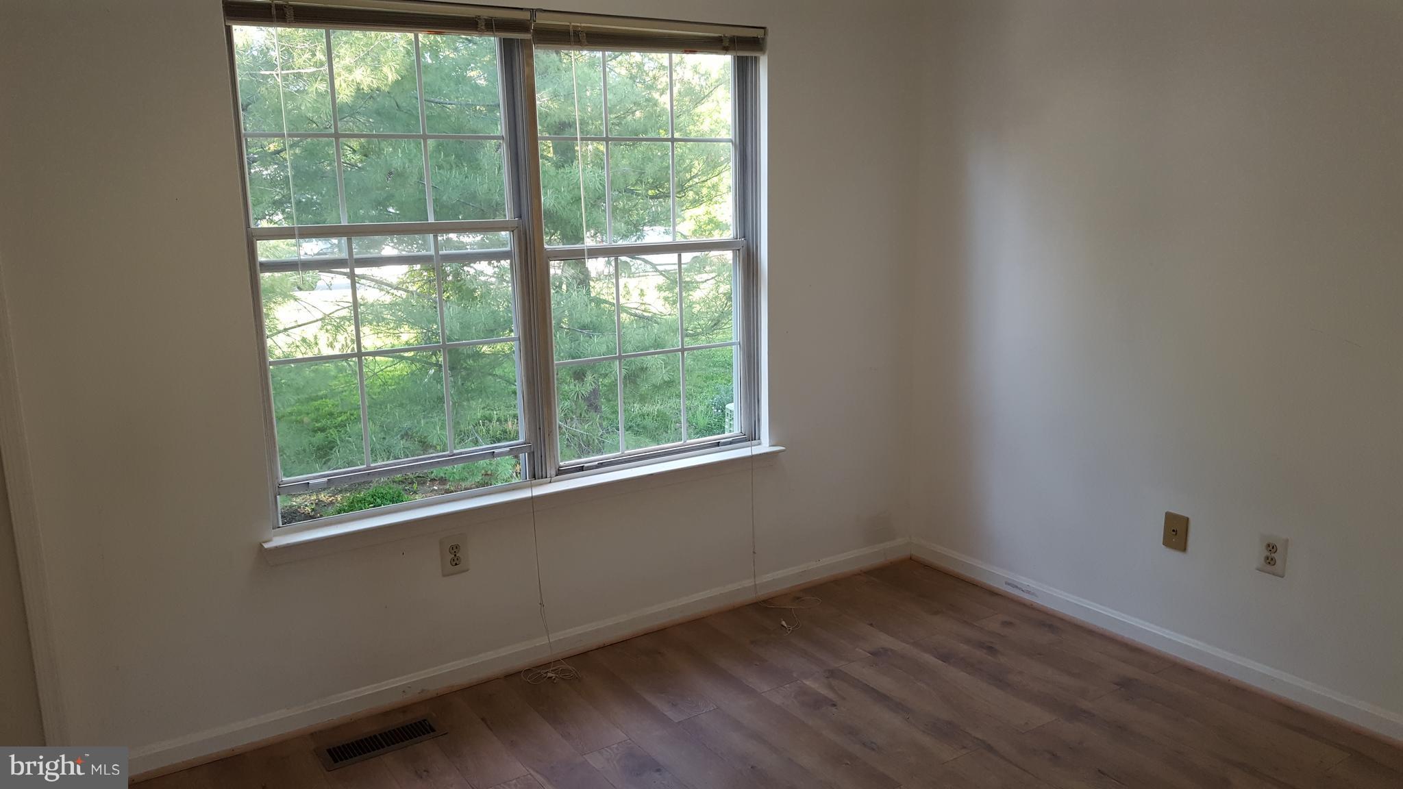 LEE LANDING PARK - Residential Lease