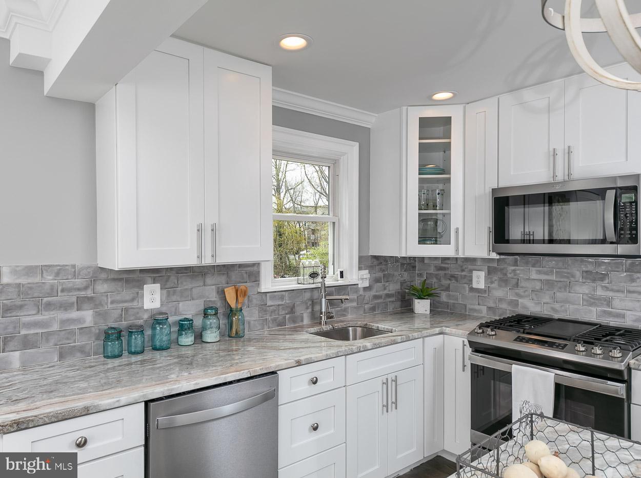 BEL AIR DOWNTOWN - Residential