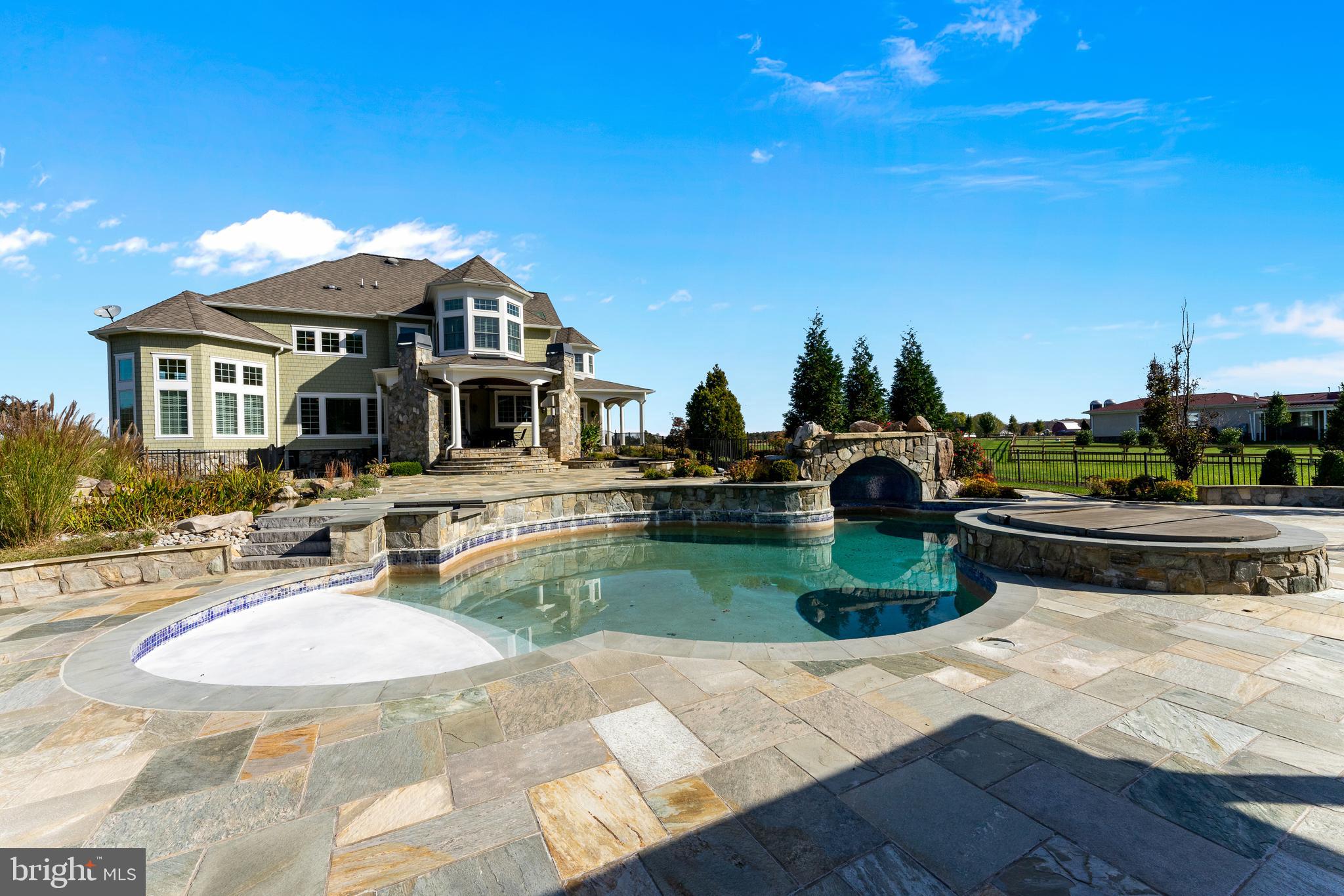 MASSADALE - Residential