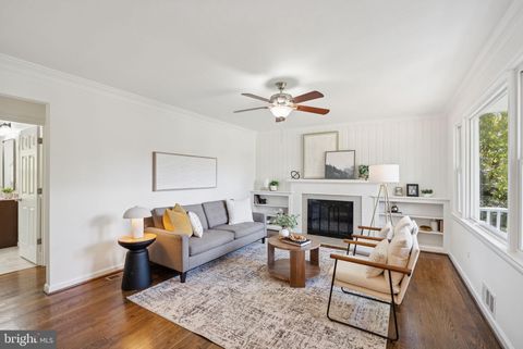 3333 SLADE RUN DRIVE FALLS CHURCH VA 22042