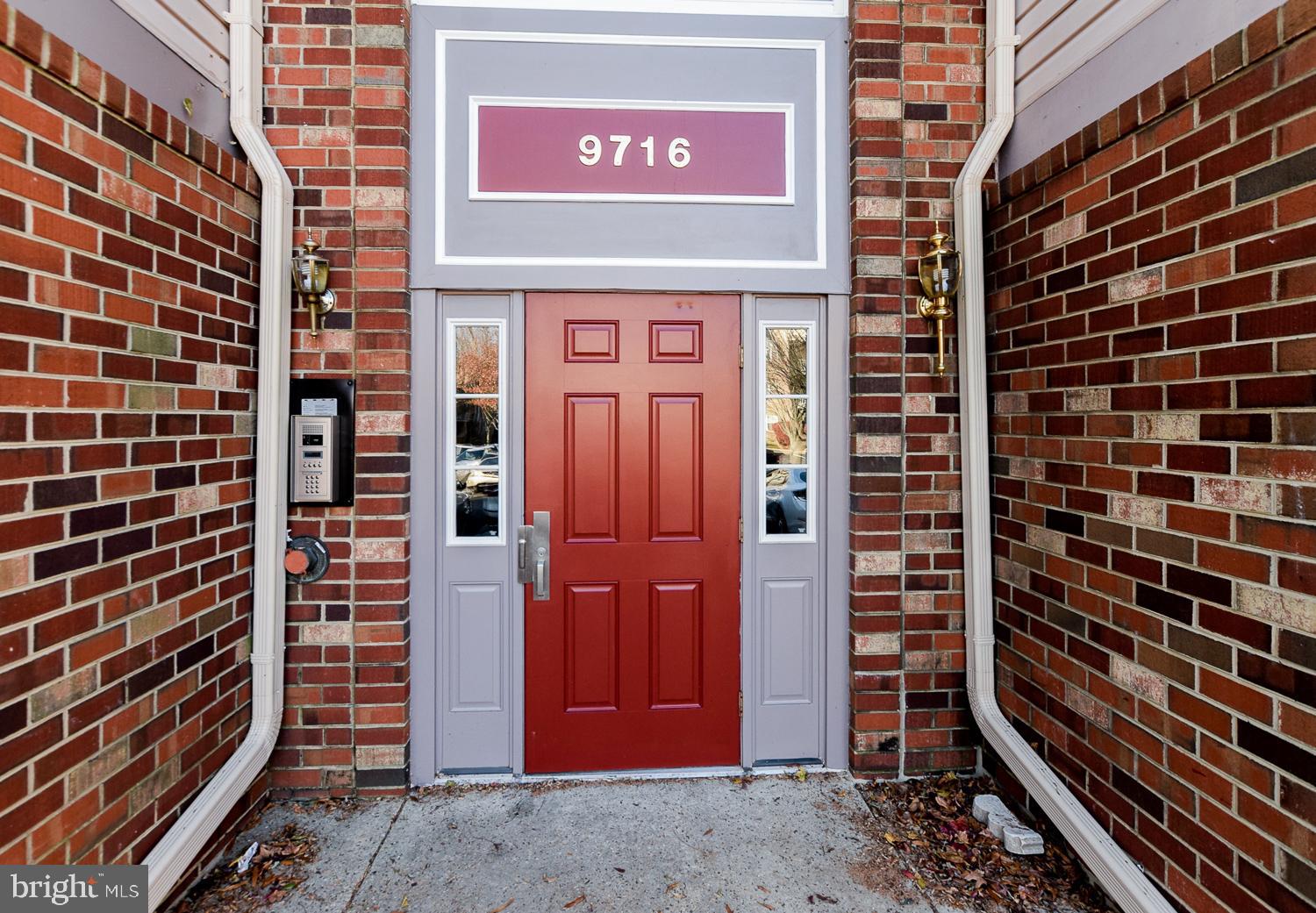 LAKE POINTE CONDOMINIUMS - Residential Lease