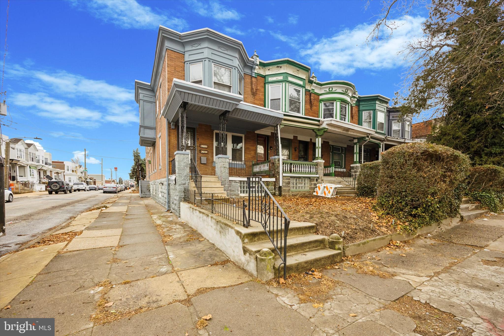 Welcome to this spacious and well-maintained duplex in the heart of West Philadelphia! Offering two bi-level units, a garage, driveway, and a full-length basement, this property is a rare gem—perfect for investors or those looking to live in one unit while generating rental income from the other. This property was recently rented so a fresh coat of paint may be necessary however it is currently vacant waiting for its next owner.
Property Highlights:
🔹 Unit 1: 3 beds | 1.5 baths | Private basement access
🔹 Unit 2: 2 beds | 1 bath | Bright & airy layout
🔹 Garage & driveway – A huge bonus in the city!
🔹 Spacious bi-level design in both units
🔹 Prime West Philly location – near public transport, universities, shops, & dining
With its income-generating potential and prime location, this property won’t last long! Whether you're looking to invest or call it home, this duplex is a fantastic opportunity. Schedule your showing today!