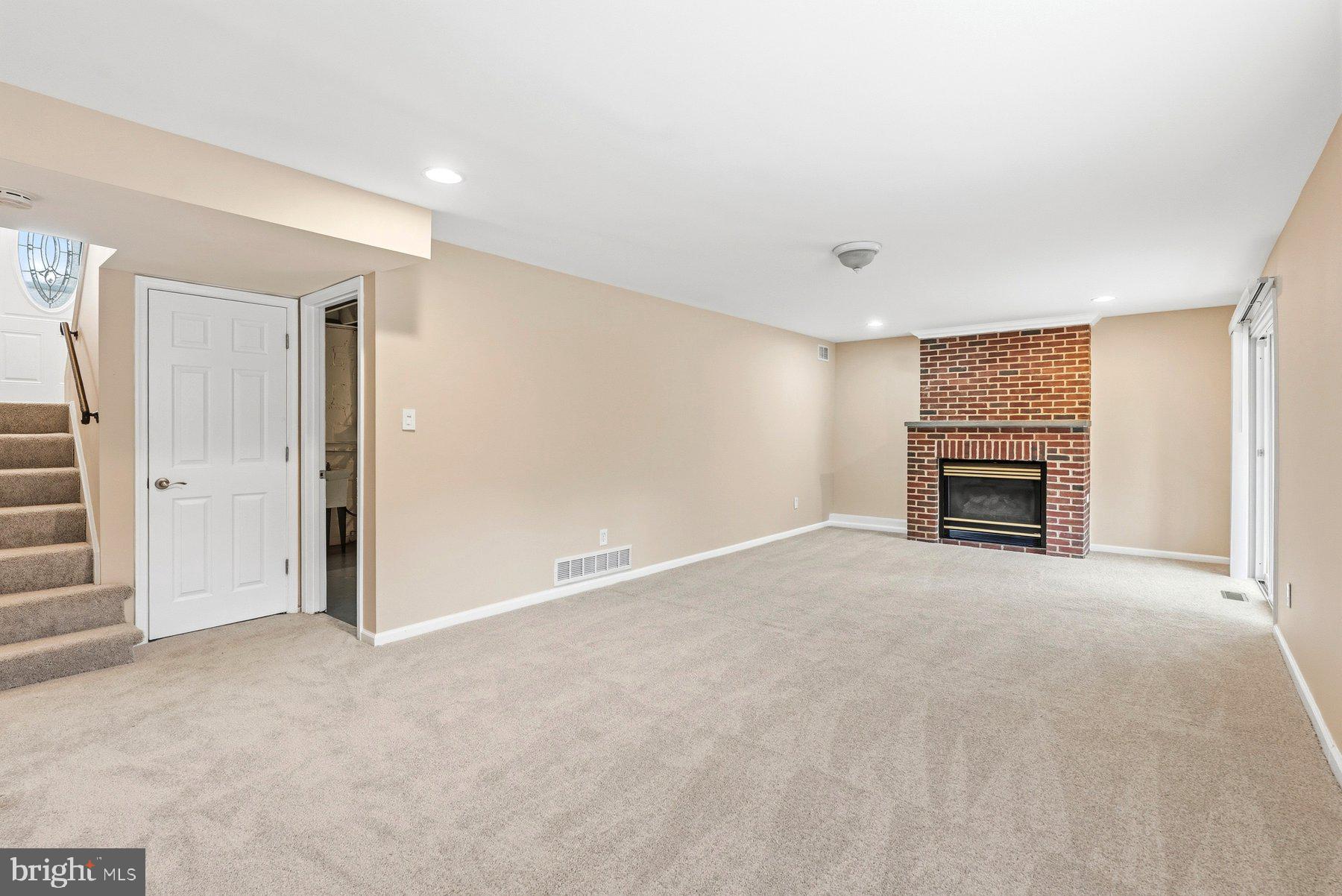 CROMWELL VALLEY - Residential