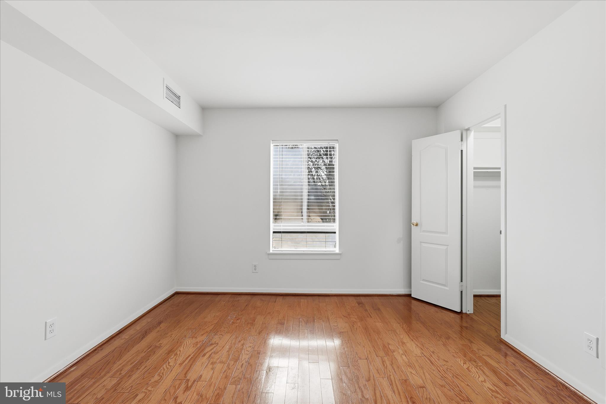 SHADOWOOD - Residential