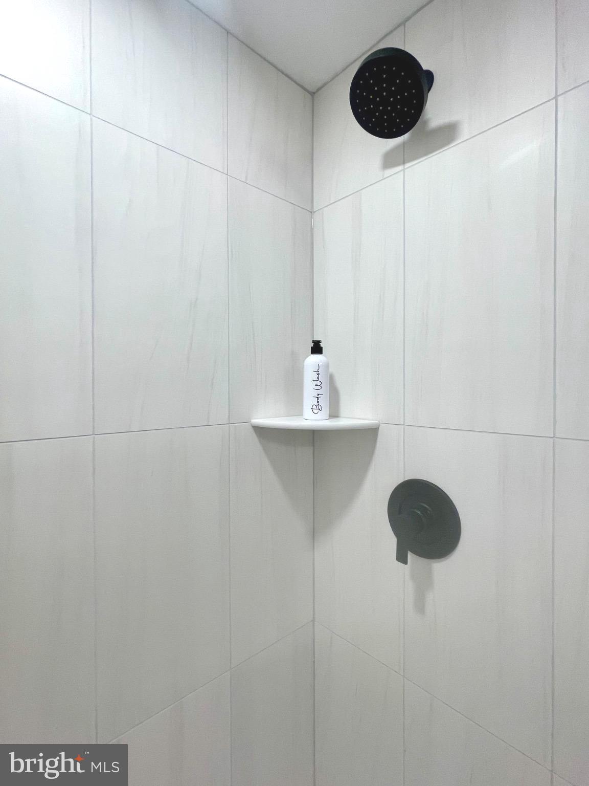 BELMONT TERR - Residential