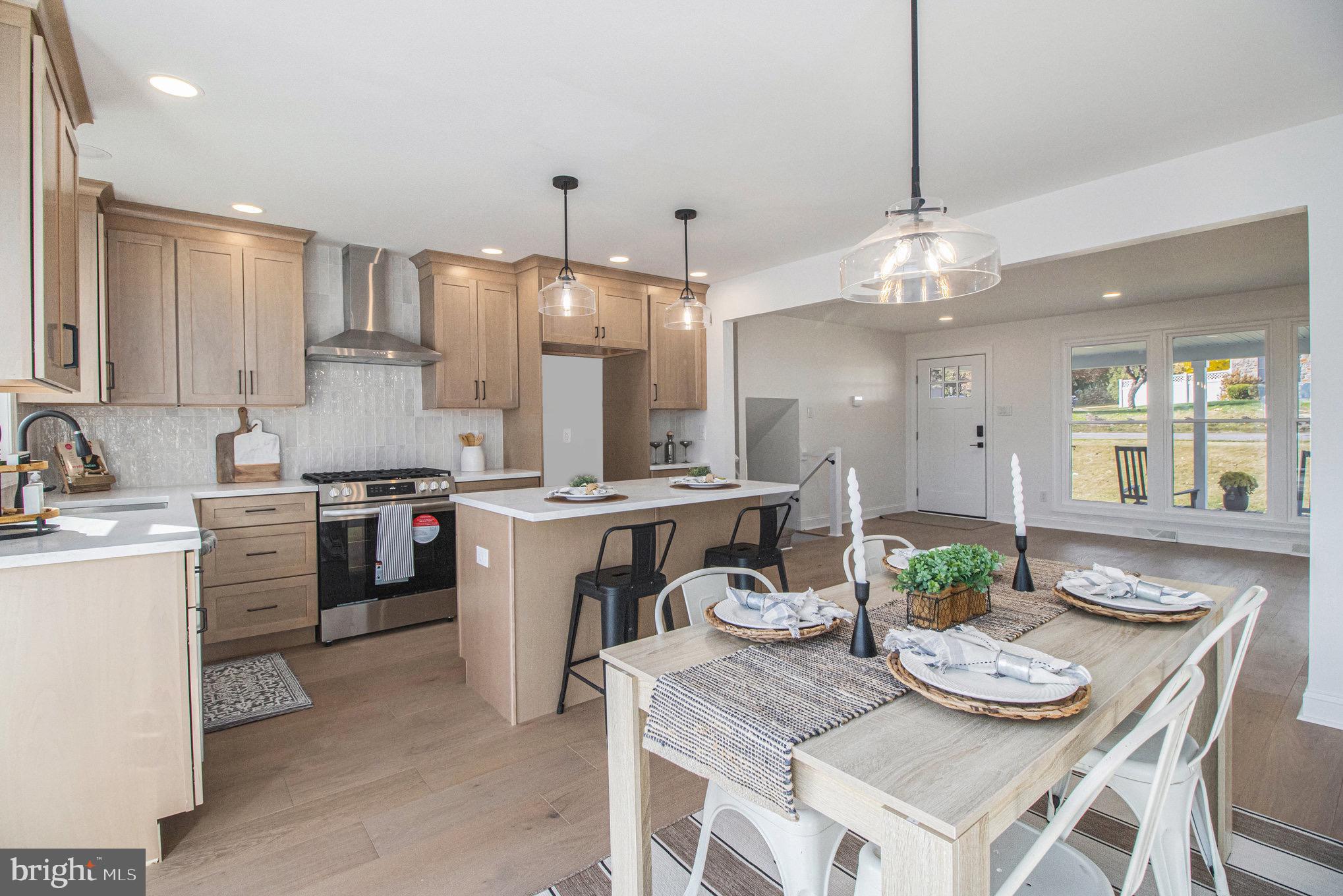 BELMONT TERR - Residential